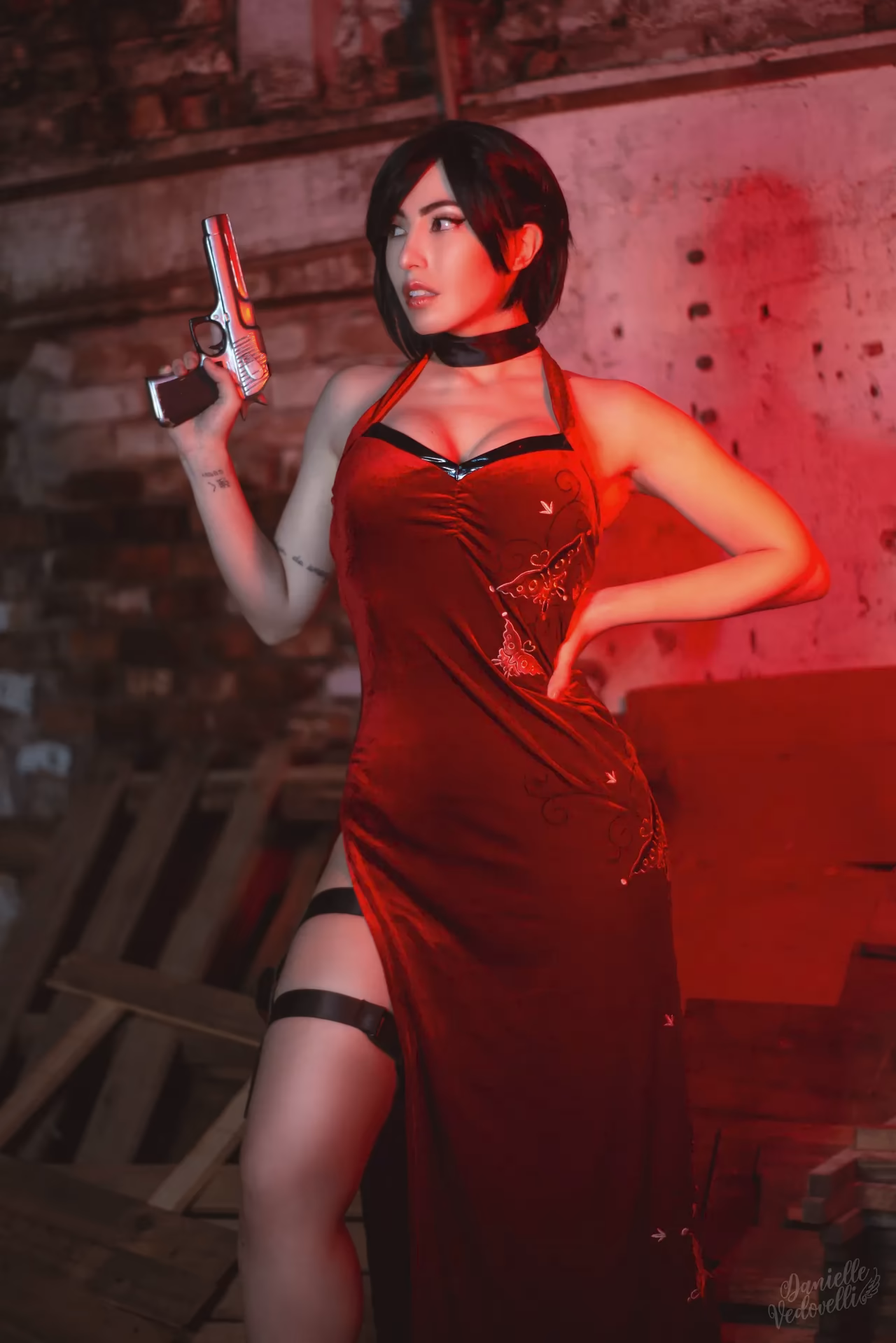 Danielle Vedovelli as Ada Wong — cosplay photo 23 of 40