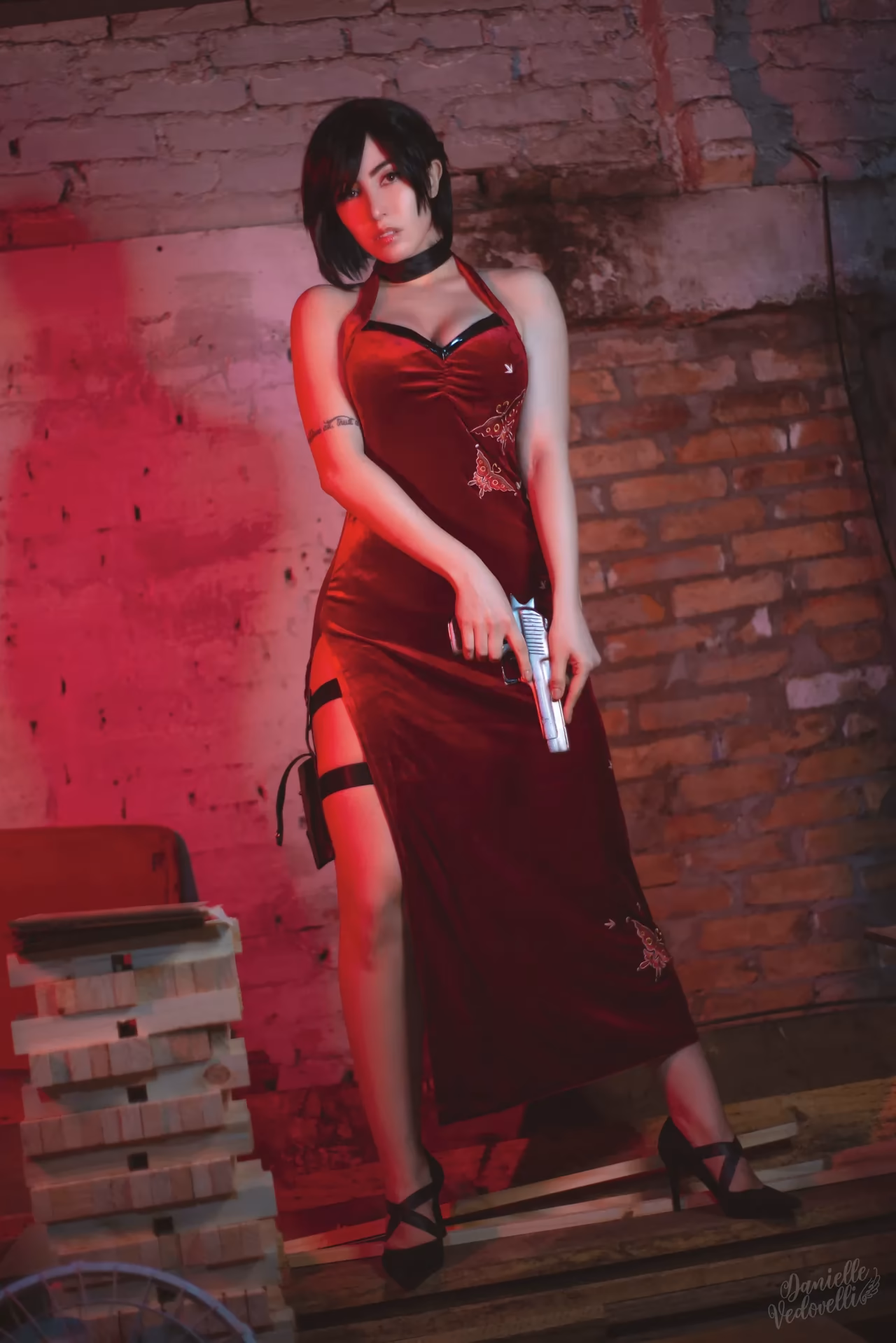 Danielle Vedovelli as Ada Wong — cosplay photo 3 of 40