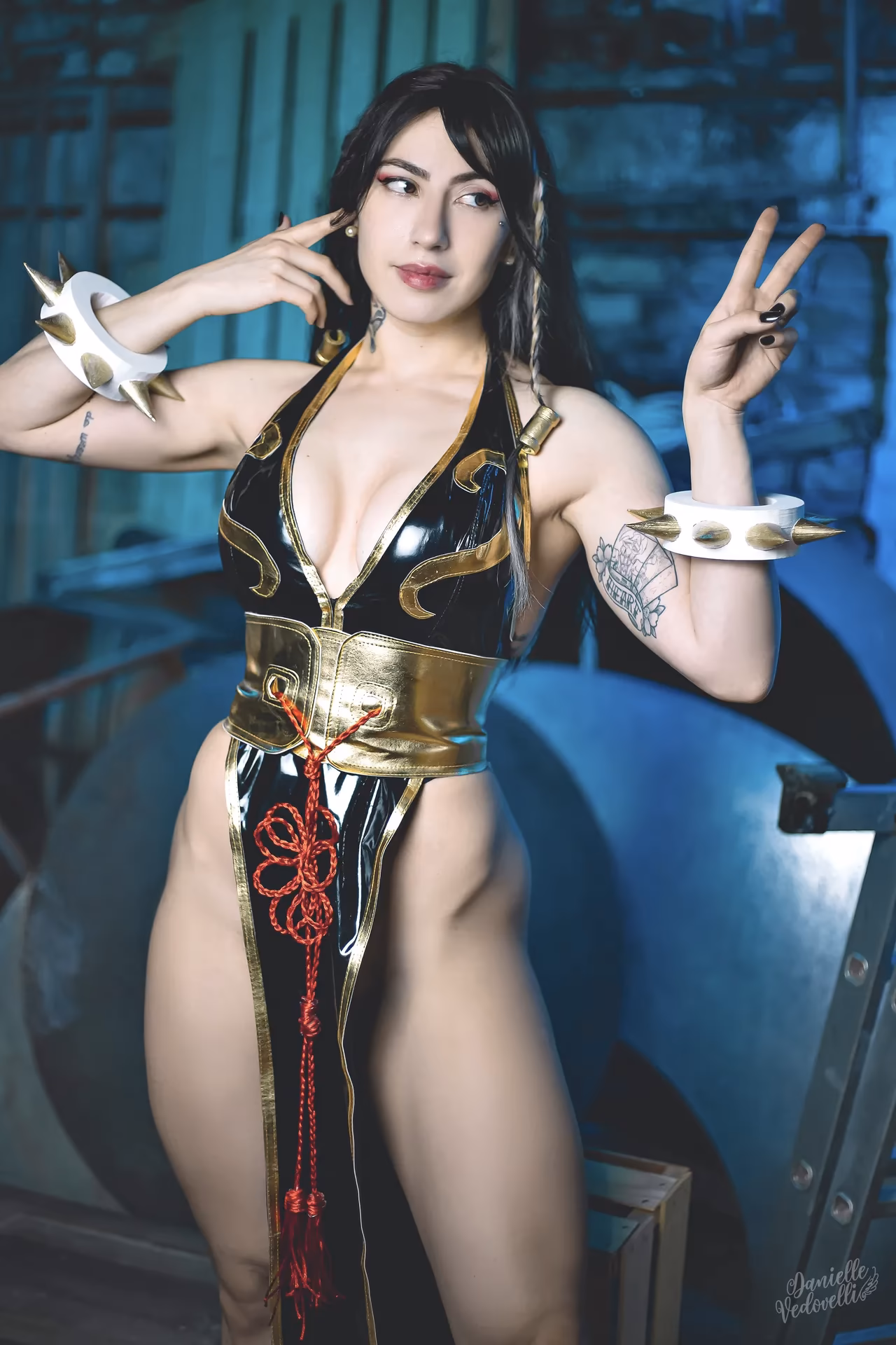 Danielle Vedovelli as Chun-Li — cosplay photo 17 of 68