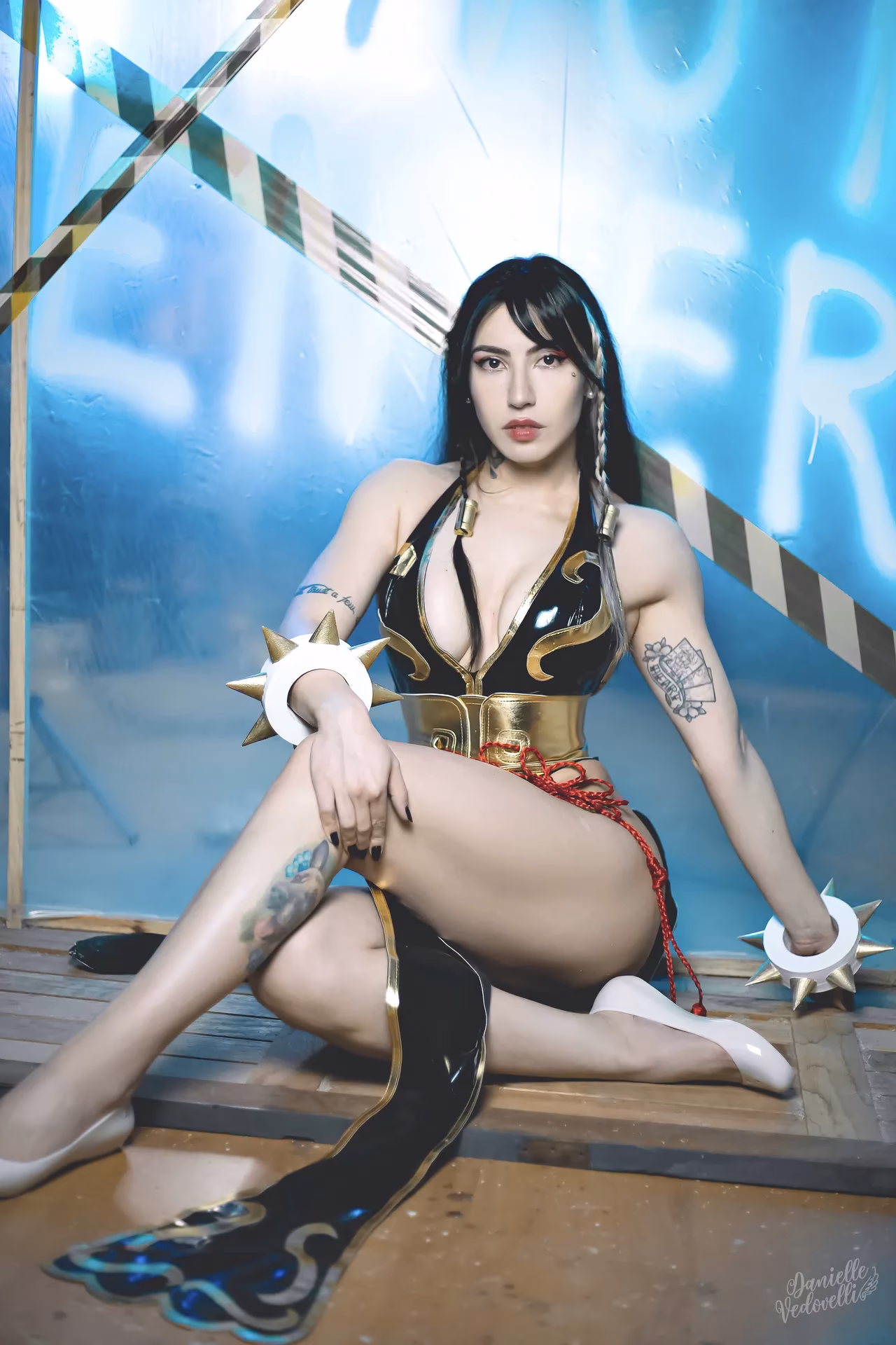 Danielle Vedovelli as Chun-Li — cosplay photo 23 of 68
