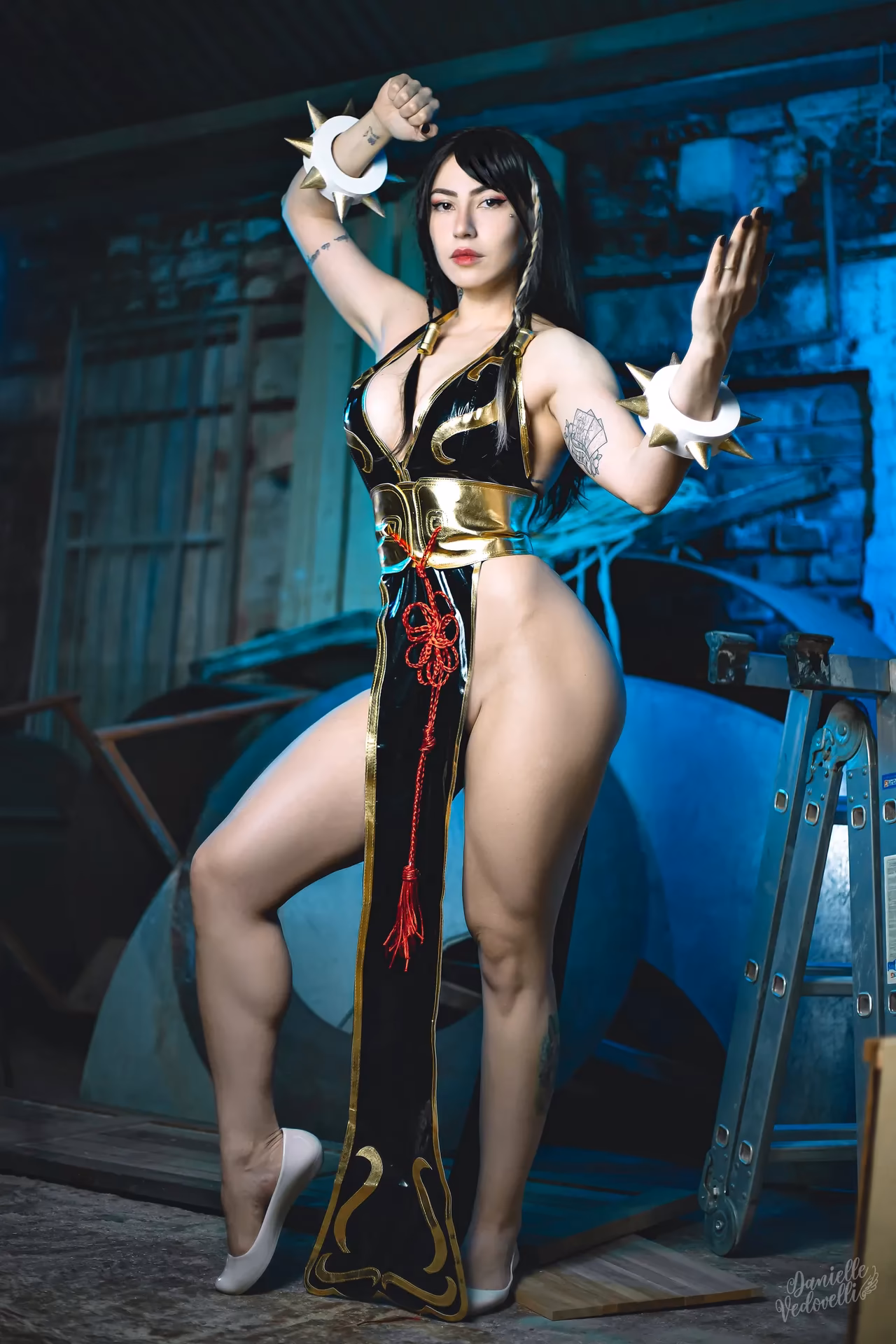 Danielle Vedovelli as Chun-Li — cosplay photo 49 of 68