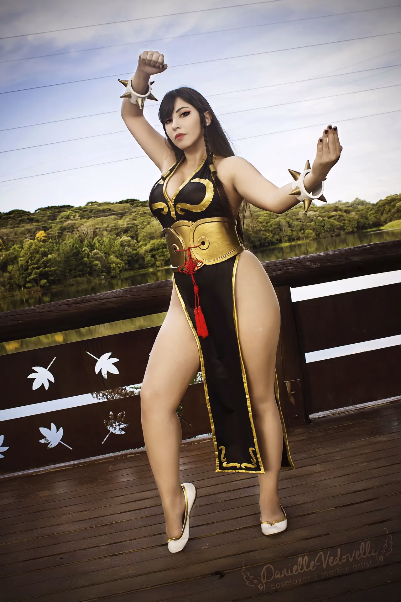 Danielle Vedovelli as Chun-Li — cosplay photo 55 of 68