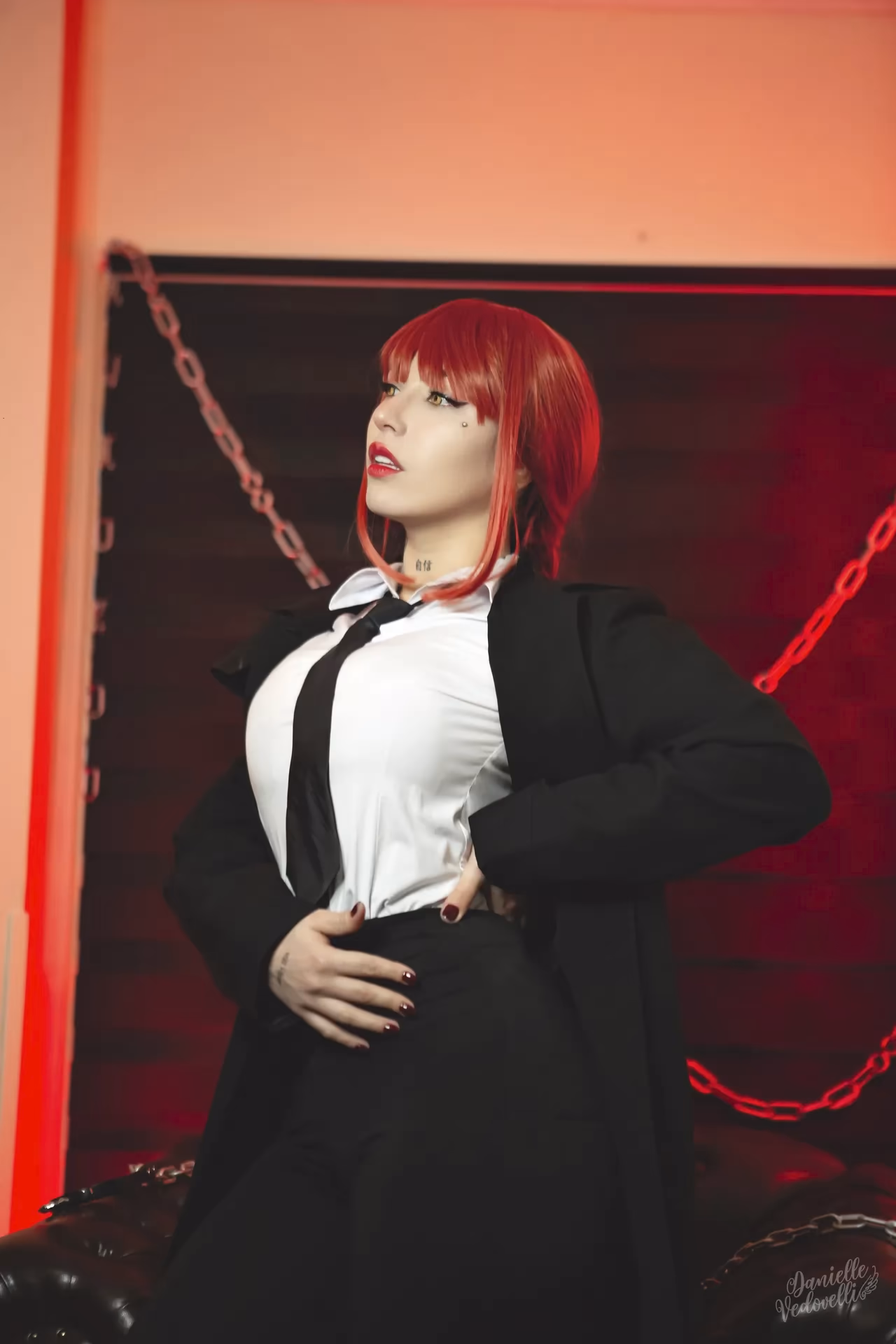 Danielle Vedovelli as Makima — cosplay photo 13 of 30