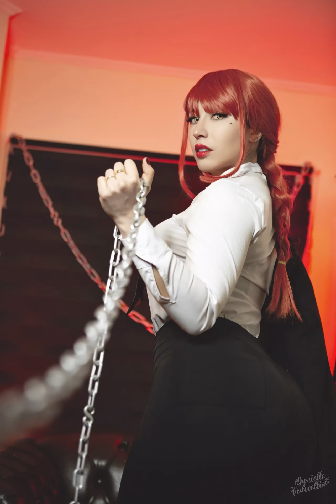 Danielle Vedovelli as Makima — cosplay photo 16 of 30
