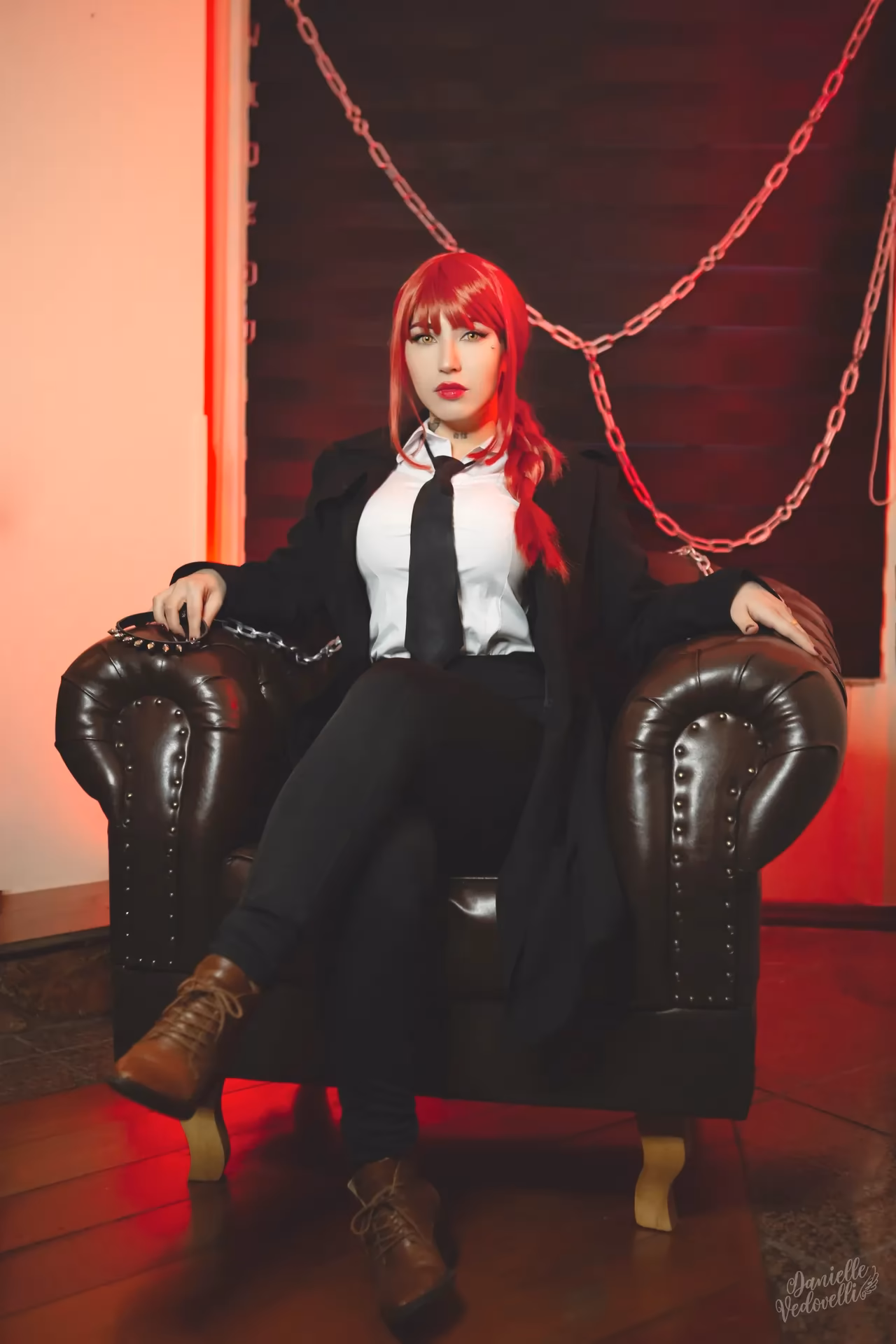Danielle Vedovelli as Makima — cosplay photo 2 of 30