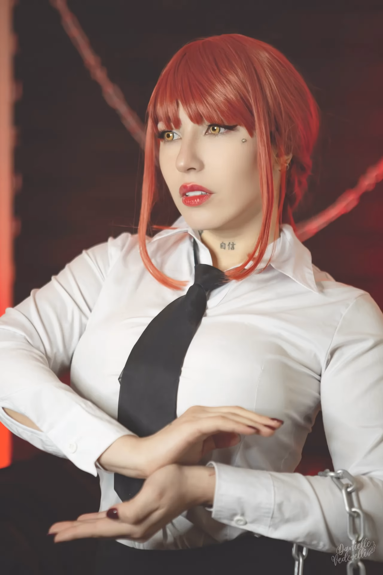 Danielle Vedovelli as Makima — cosplay photo 21 of 30