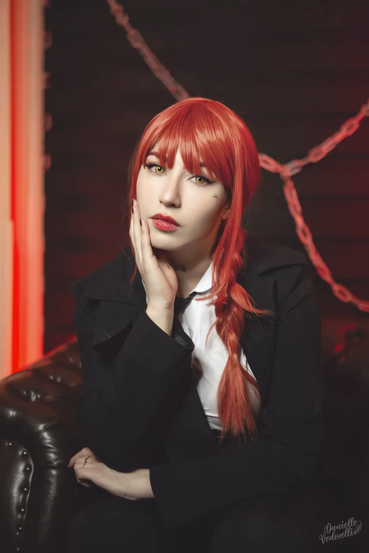 Danielle Vedovelli as Makima — cosplay photo 29 of 30