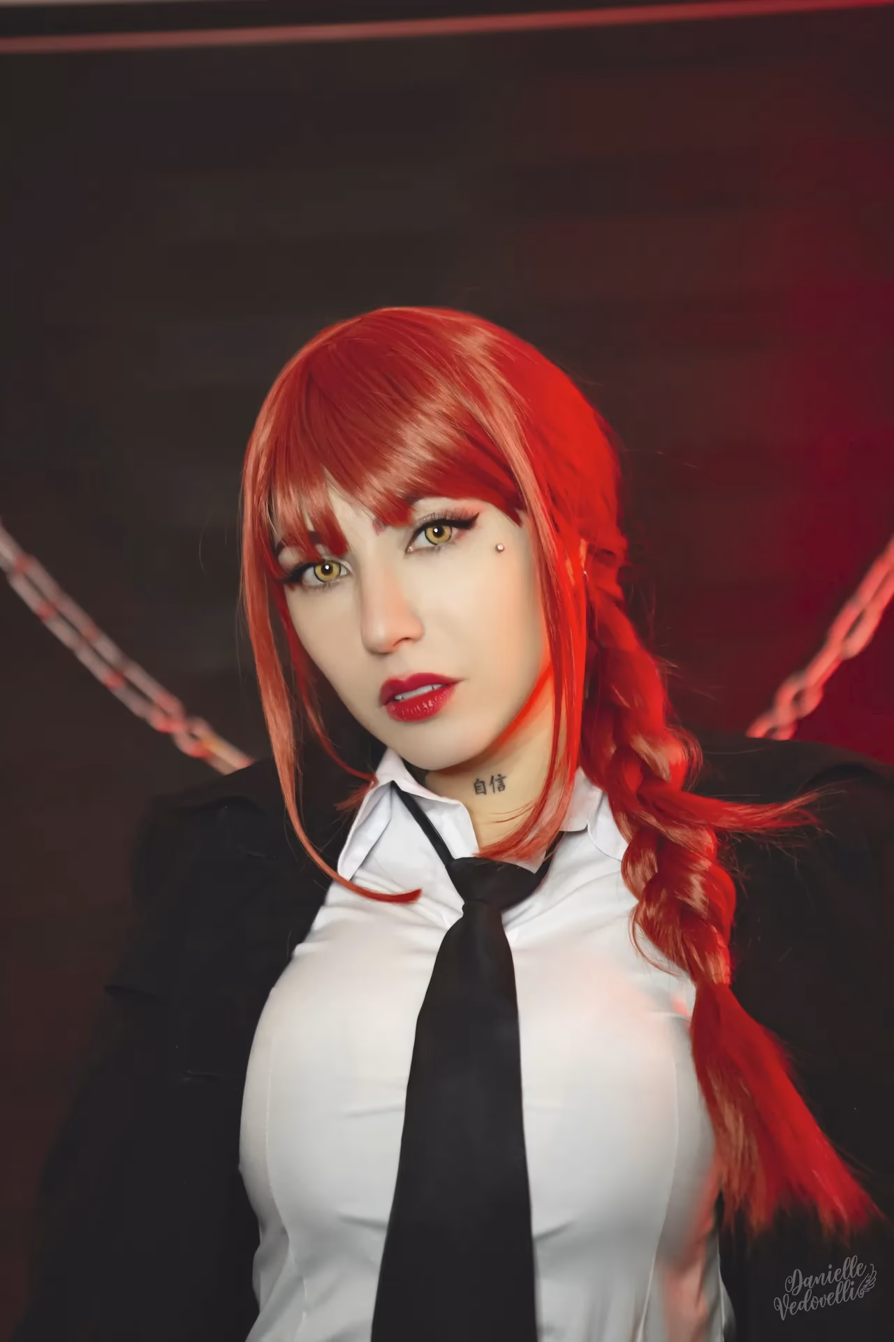 Danielle Vedovelli as Makima — cosplay photo 6 of 30