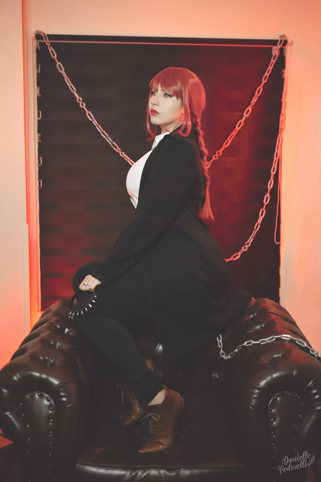 Danielle Vedovelli as Makima — cosplay photo 7 of 30