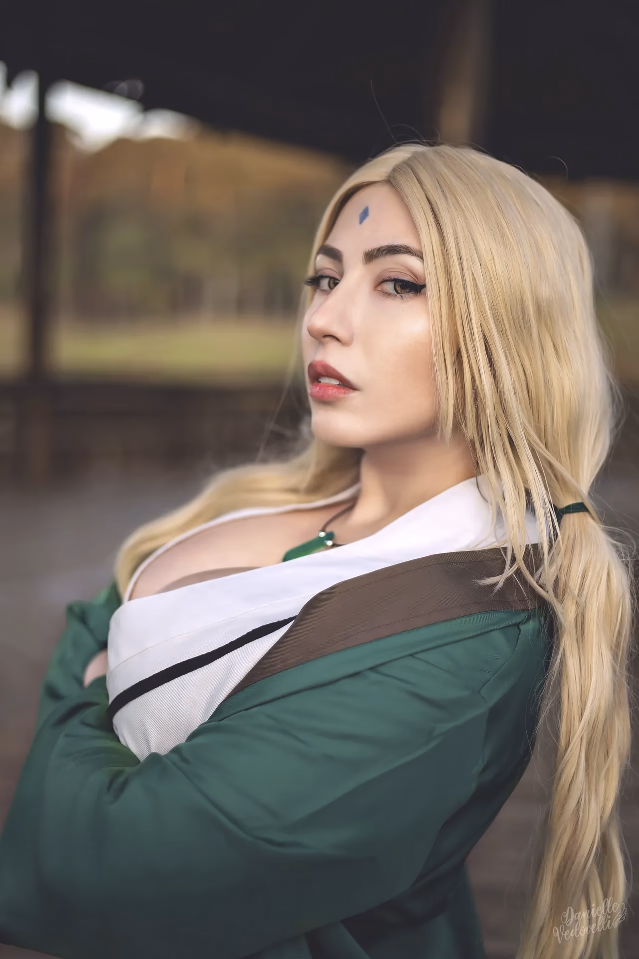 Danielle Vedovelli as Tsunade — cosplay photo 23 of 77