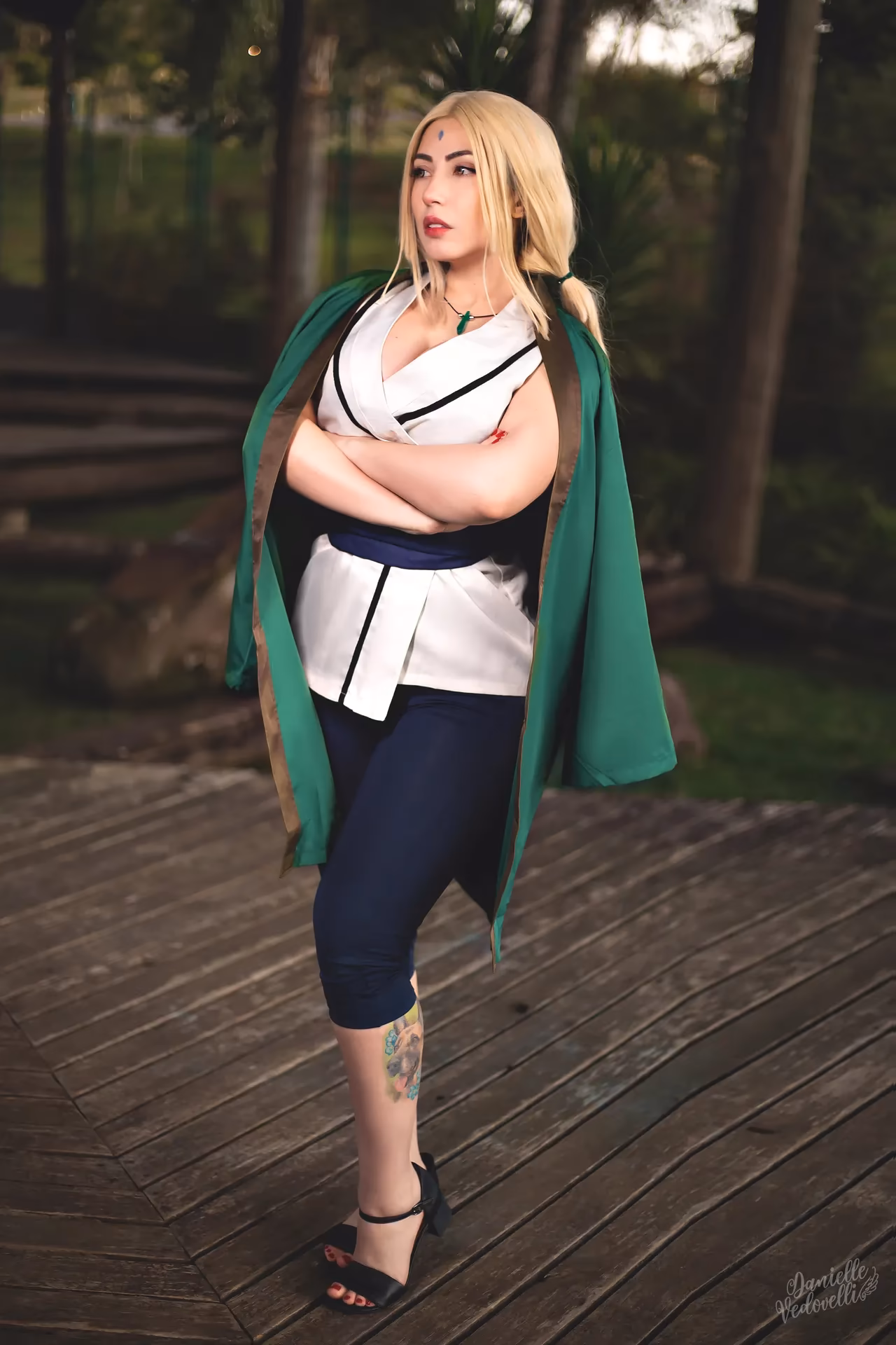 Danielle Vedovelli as Tsunade — cosplay photo 26 of 77
