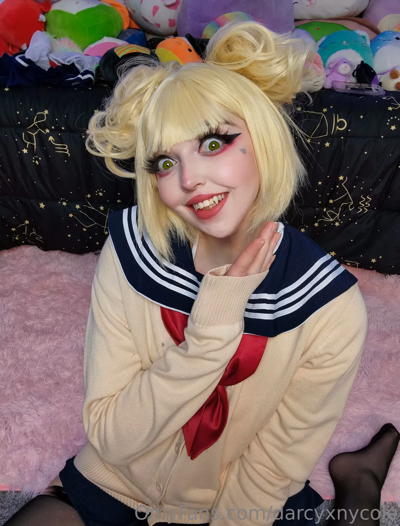 Darcy Nycole as Himiko Toga — cosplay photo 2 of 22