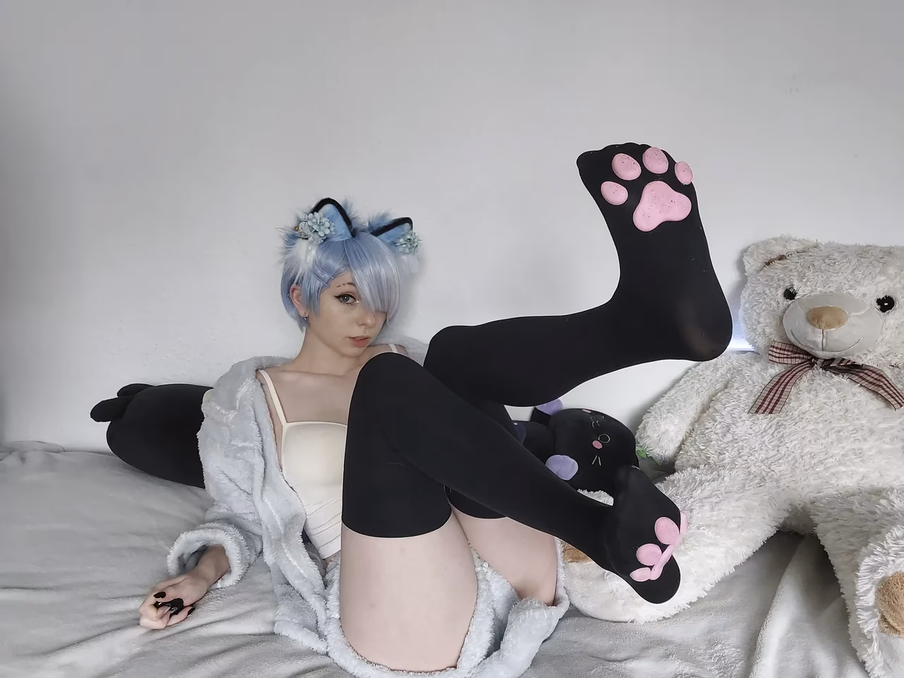 Demonkittyy as Rem — cosplay photo 2 of 40