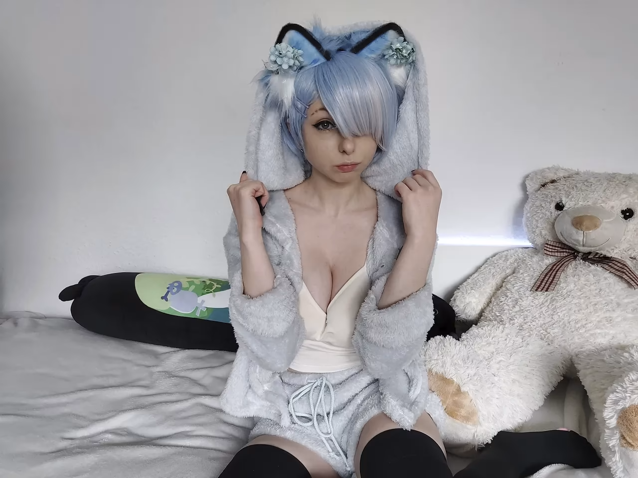Demonkittyy as Rem — cosplay photo 4 of 40