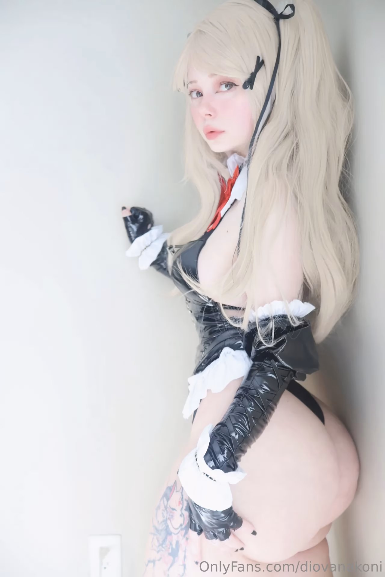 Dio Königsreuter as Marie Rose — cosplay photo 11 of 29