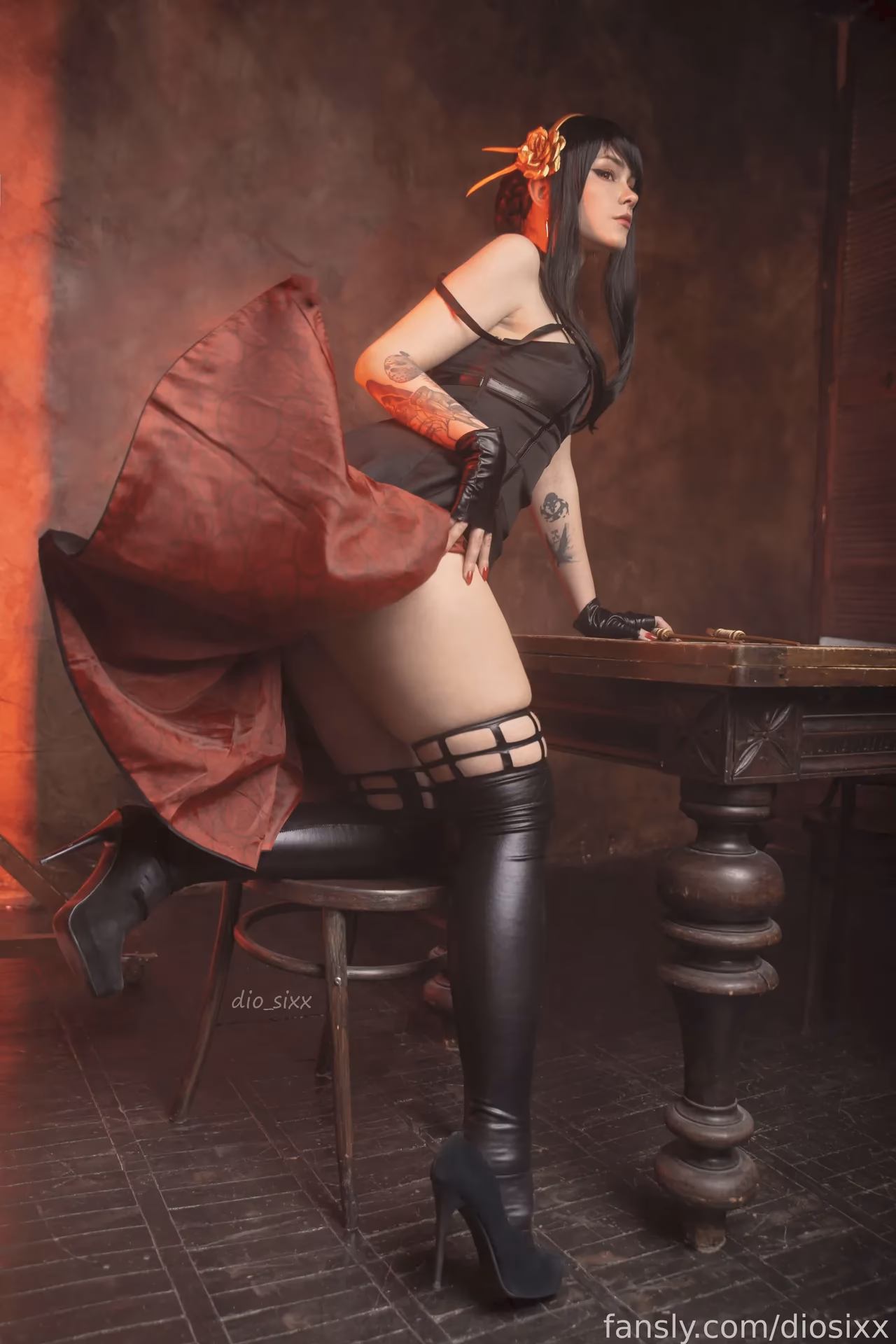 Dio Sixx as Yor Forger — cosplay photo 3 of 19