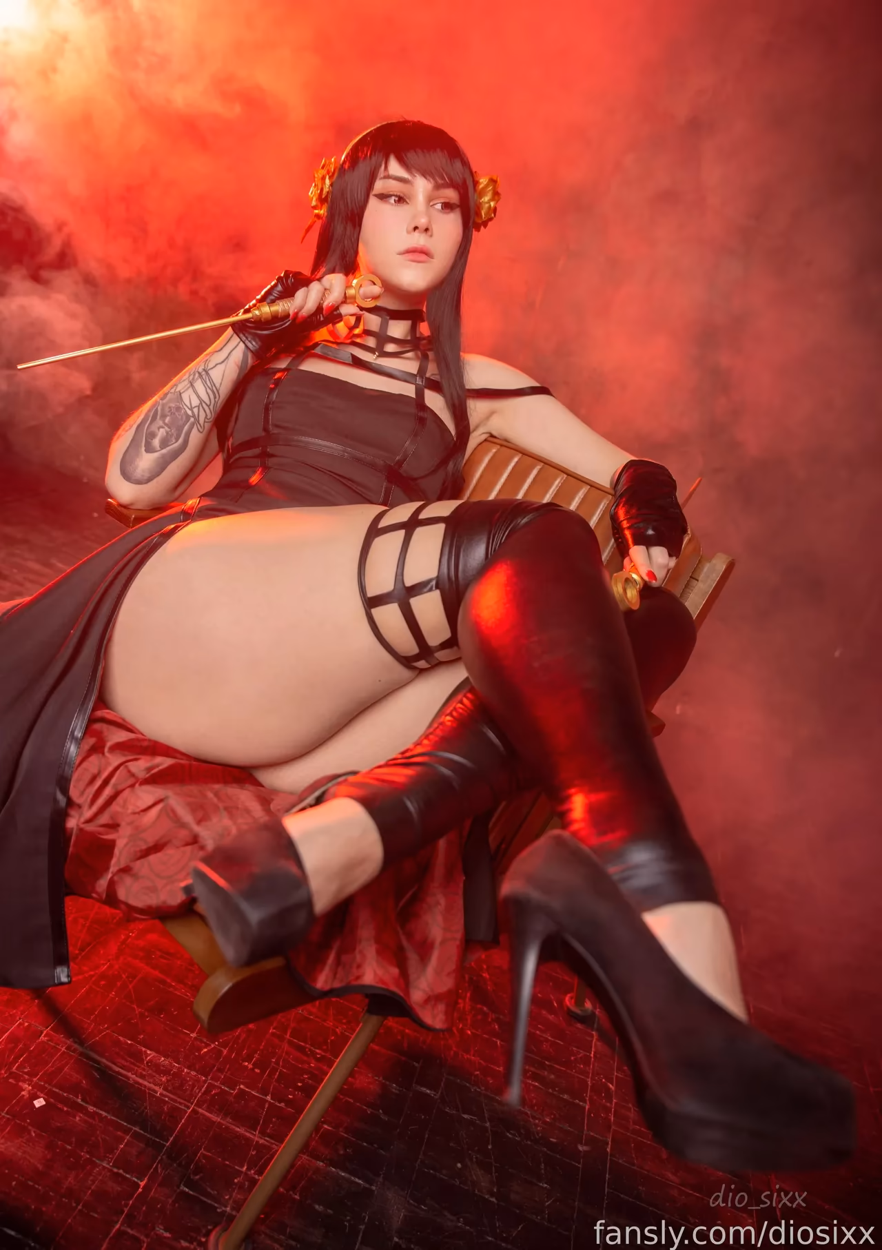 Dio Sixx as Yor Forger — cosplay photo 9 of 19