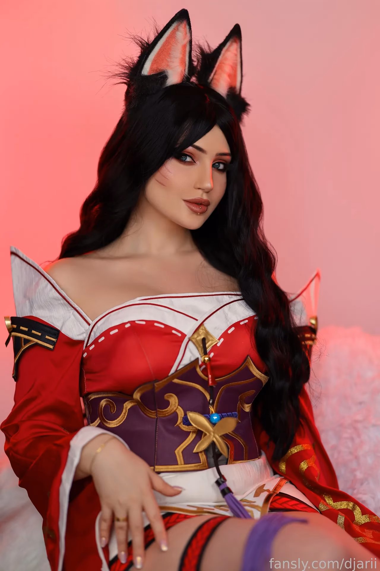 Djarii as Ahri — cosplay photo 18 of 24