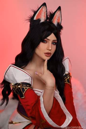 Djarii as Ahri — cosplay photo 19 of 24