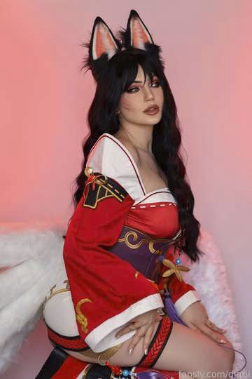 Djarii as Ahri — cosplay photo 21 of 24