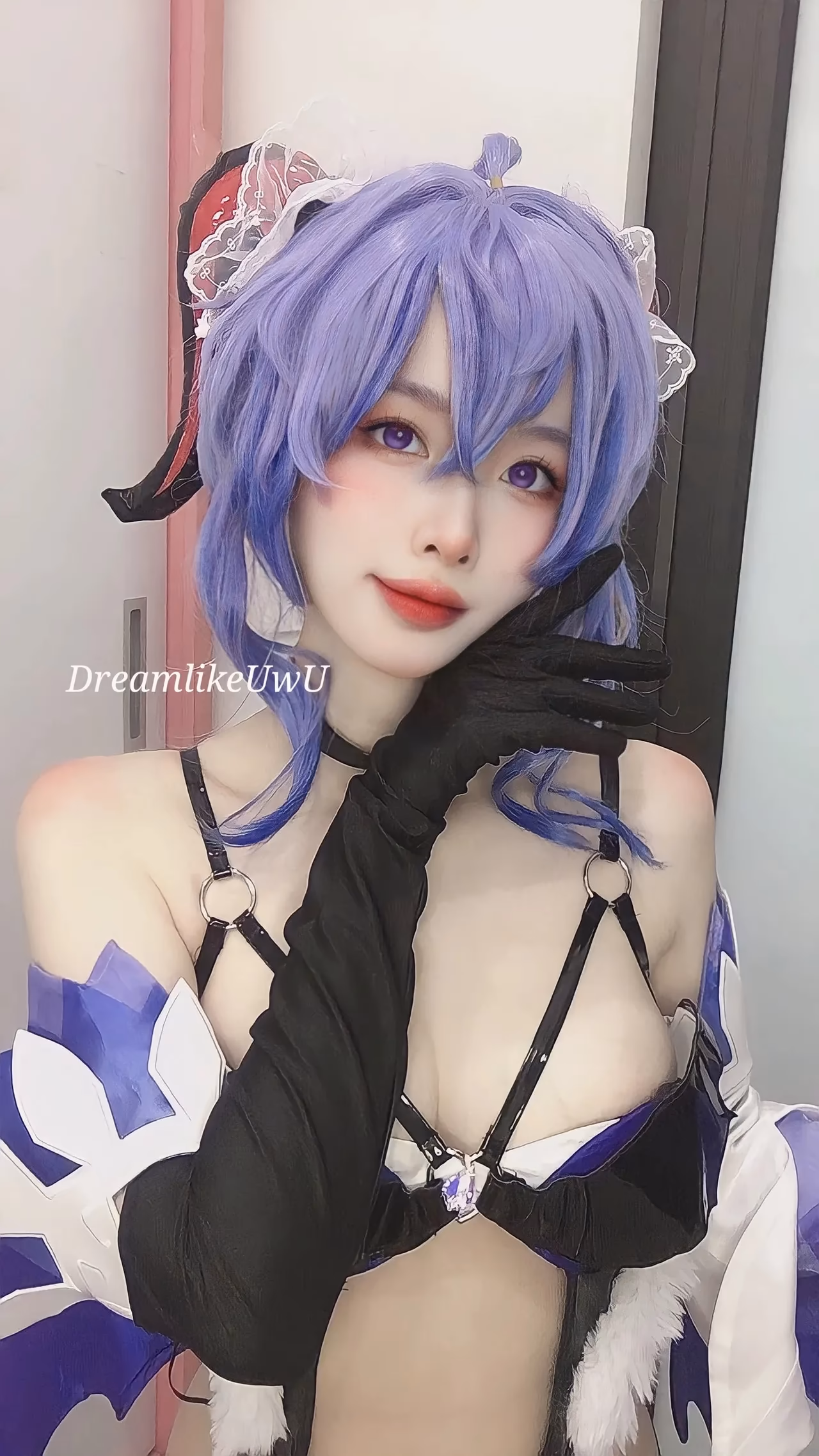 DreamlikeUwU as Ganyu — cosplay photo 9 of 80
