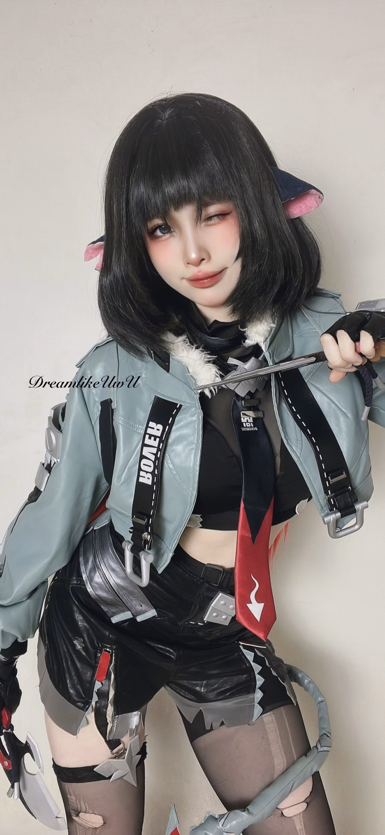 DreamlikeUwU as Jane Doe — cosplay photo 17 of 29