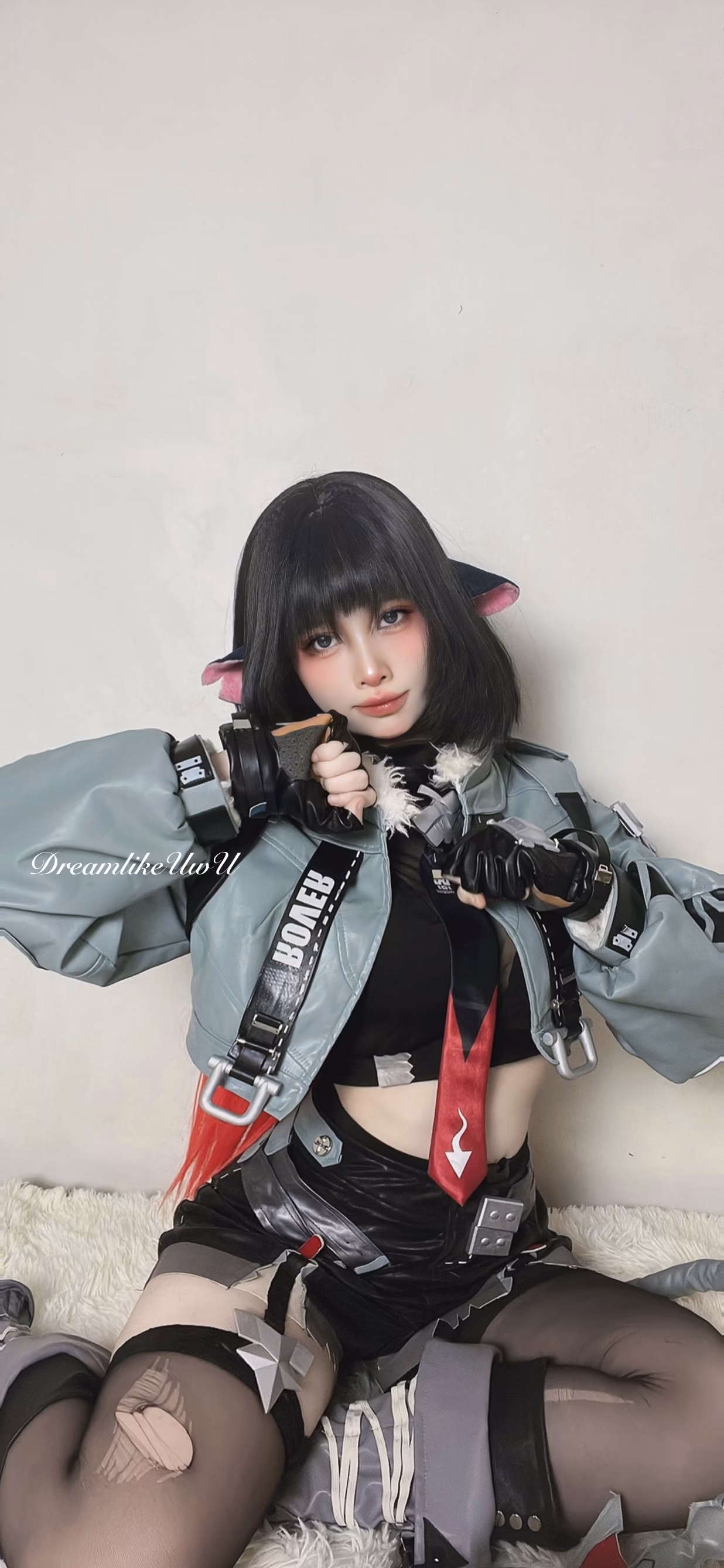 DreamlikeUwU as Jane Doe — cosplay photo 8 of 29