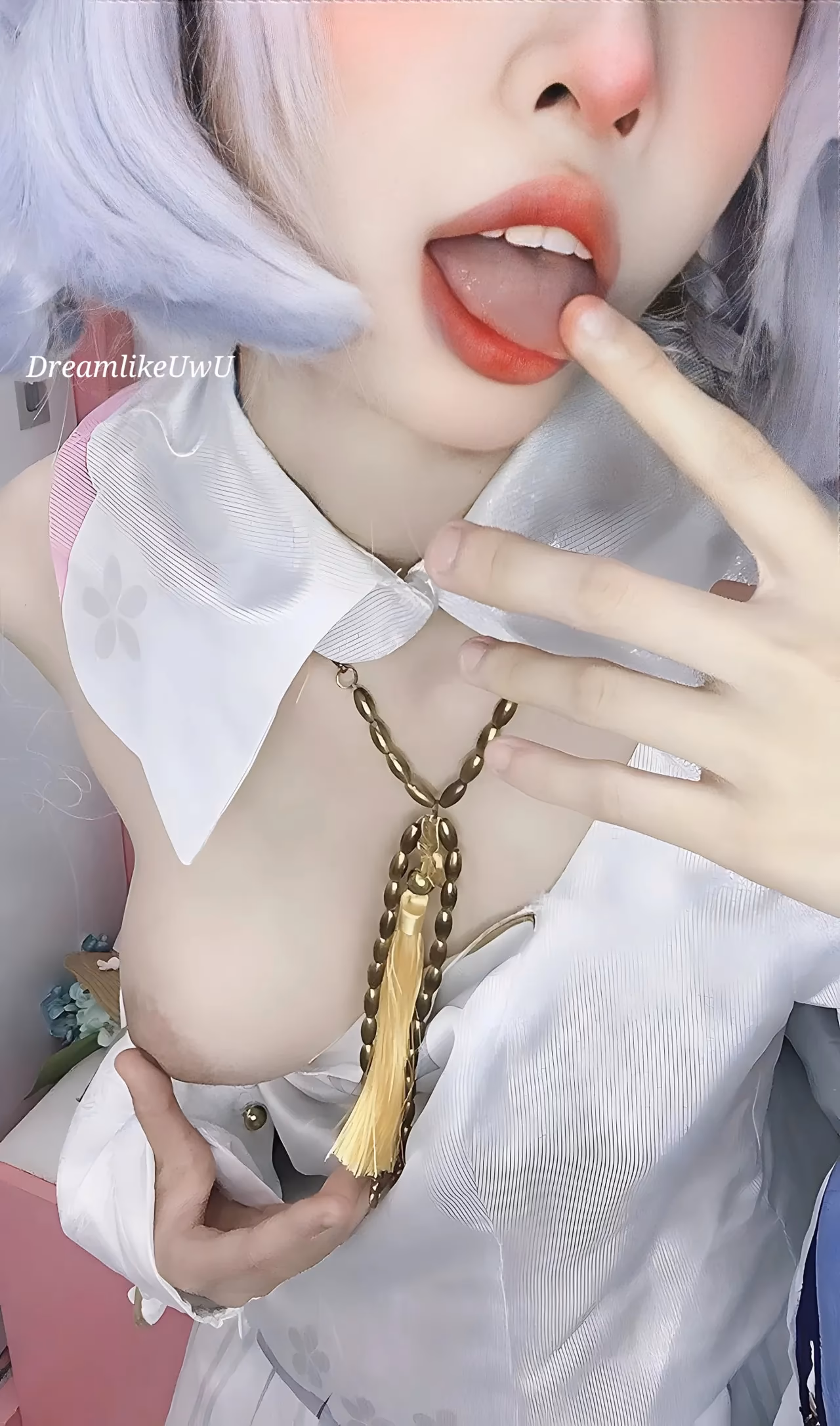 DreamlikeUwU as Kamisato Ayaka — cosplay photo 10 of 22