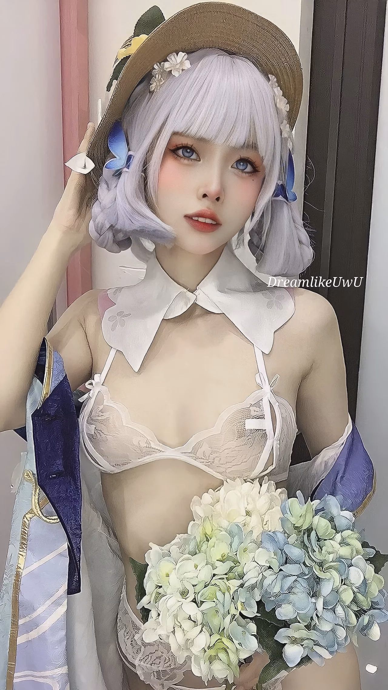 DreamlikeUwU as Kamisato Ayaka — cosplay photo 3 of 22