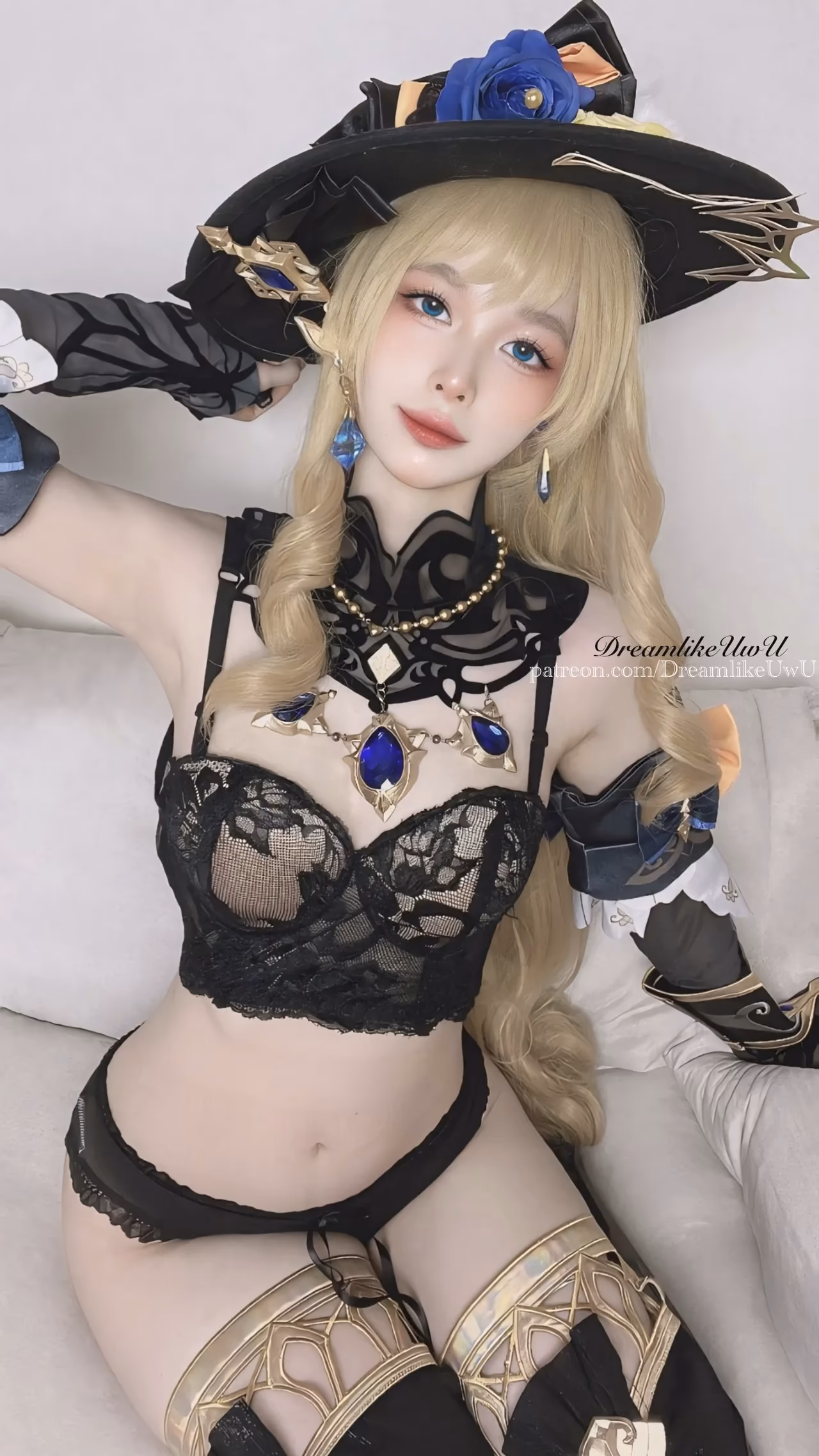 DreamlikeUwU as Navia Caspar — cosplay photo 22 of 30