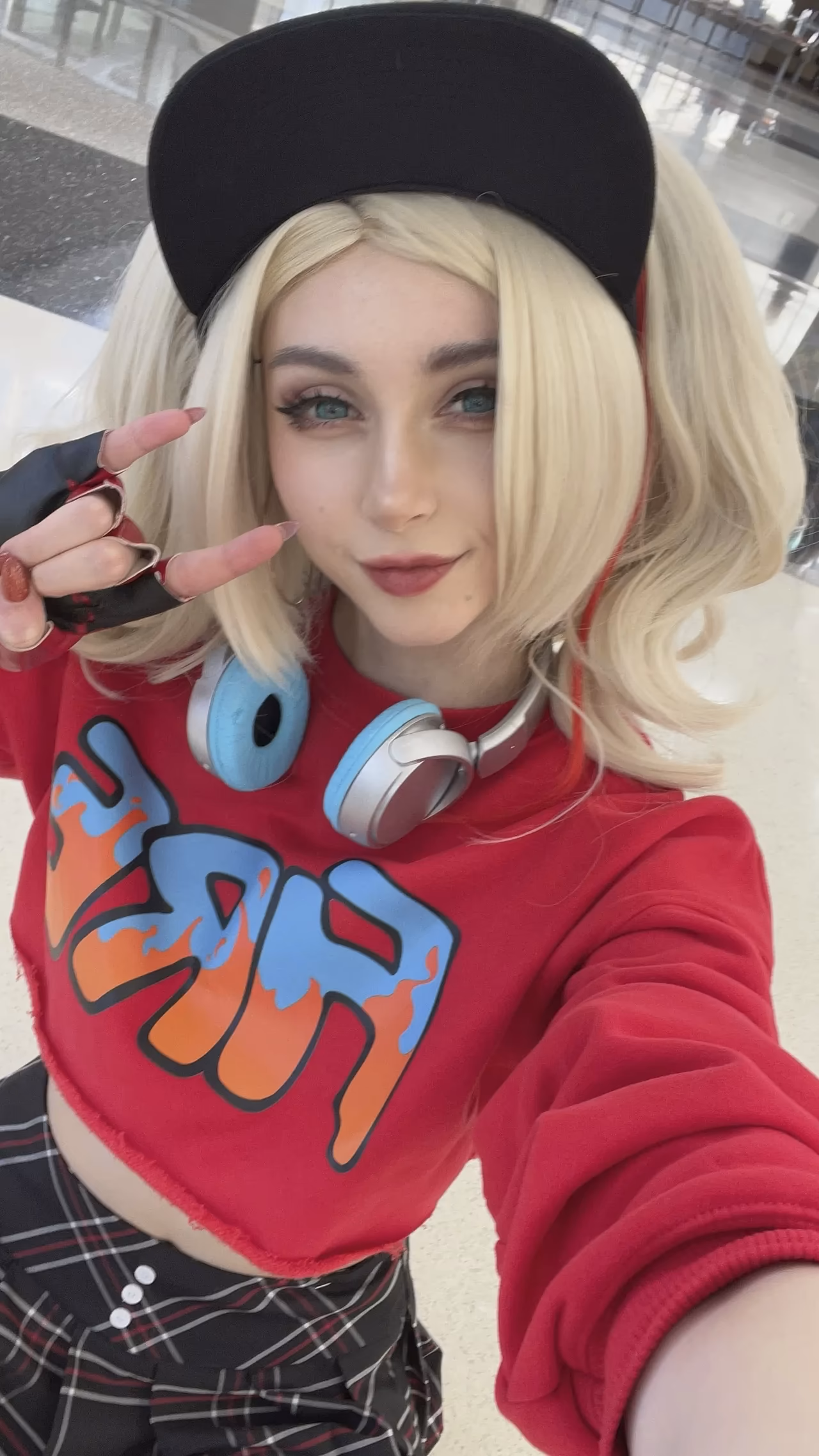 duckie.cos as Ann Takamaki — cosplay photo 2 of 7