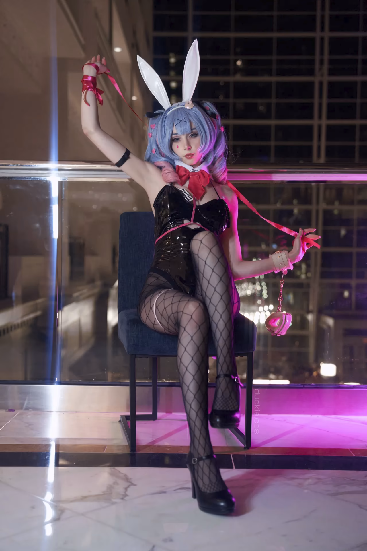 duckie.cos as Hatsune Miku — cosplay photo 19 of 20