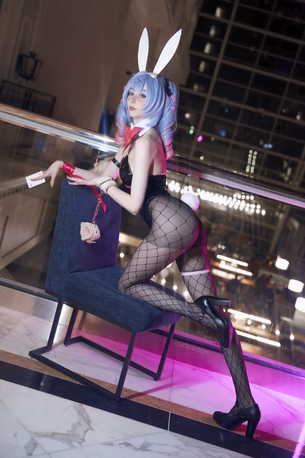 duckie.cos as Hatsune Miku — cosplay photo 2 of 20
