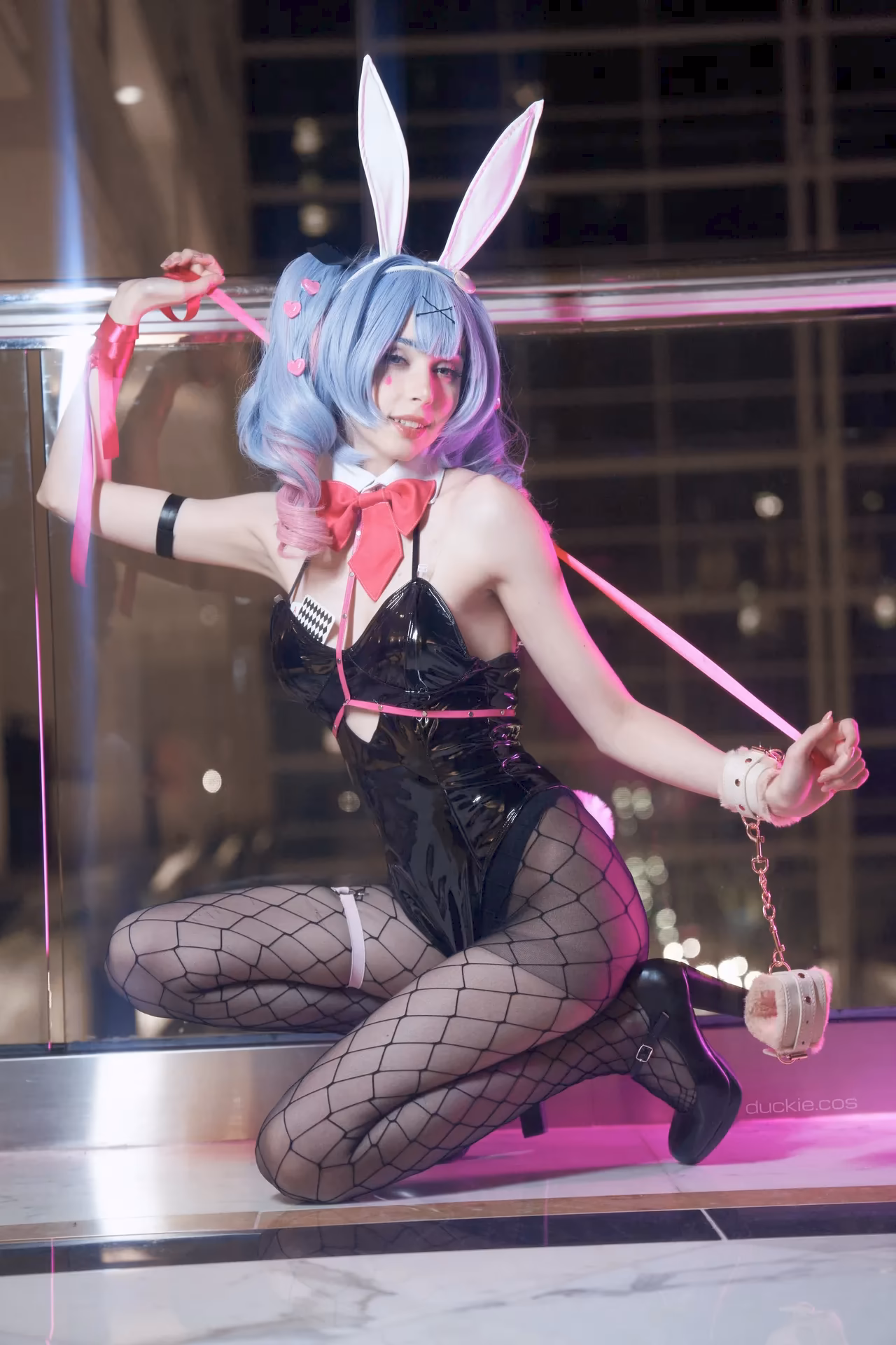 duckie.cos as Hatsune Miku — cosplay photo 3 of 20