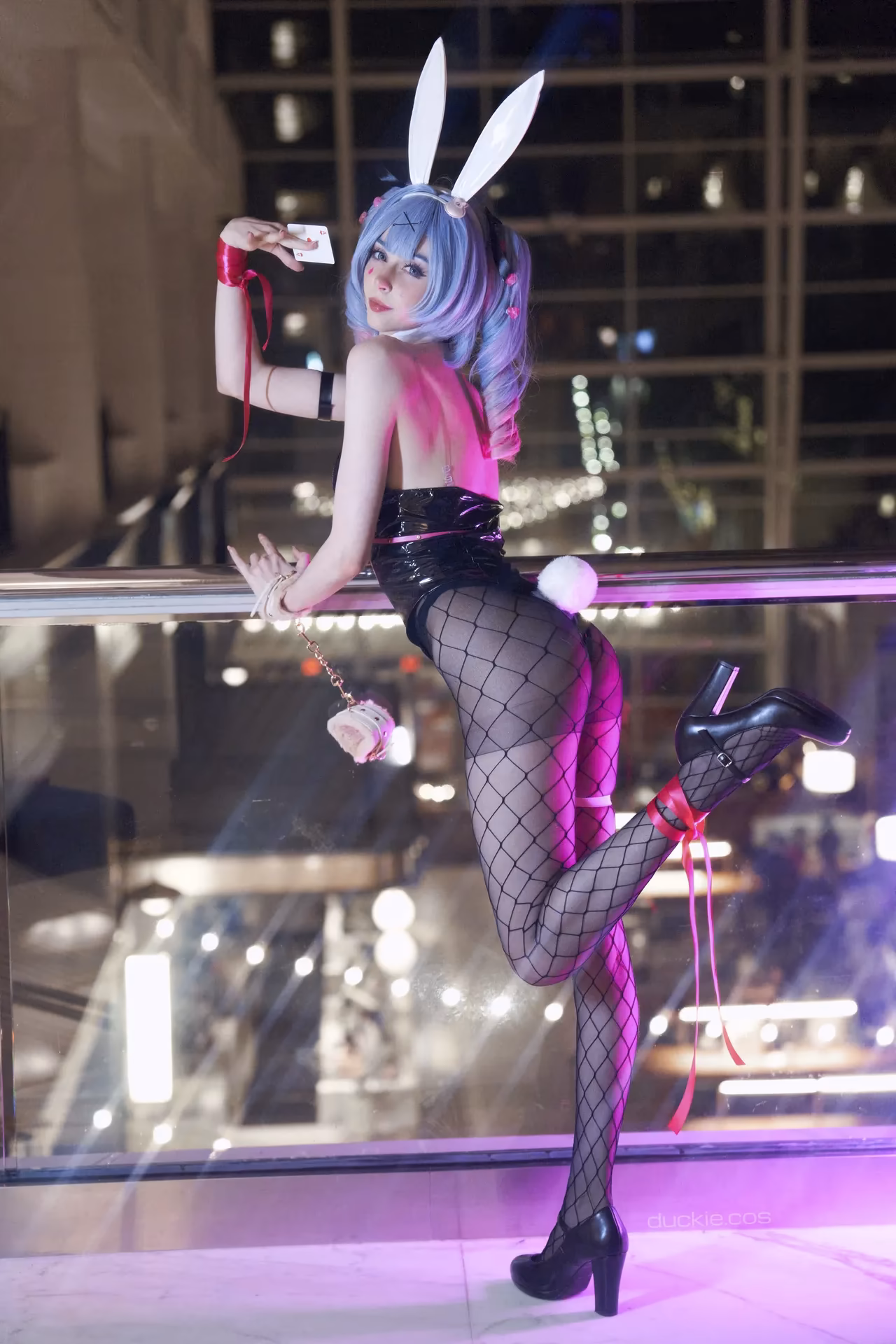 duckie.cos as Hatsune Miku — cosplay photo 7 of 20
