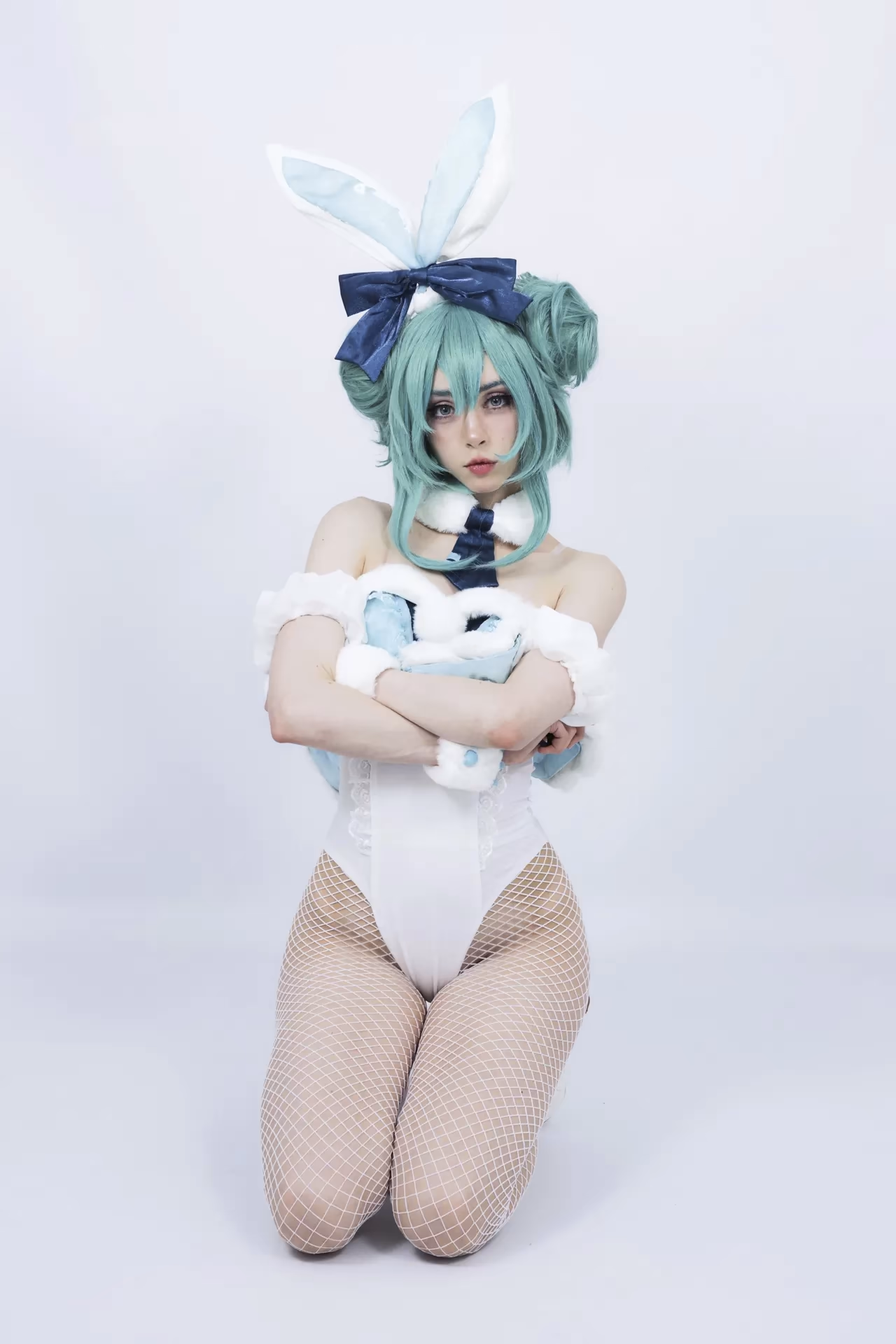 duckie.cos as Hatsune Miku — cosplay photo 16 of 40