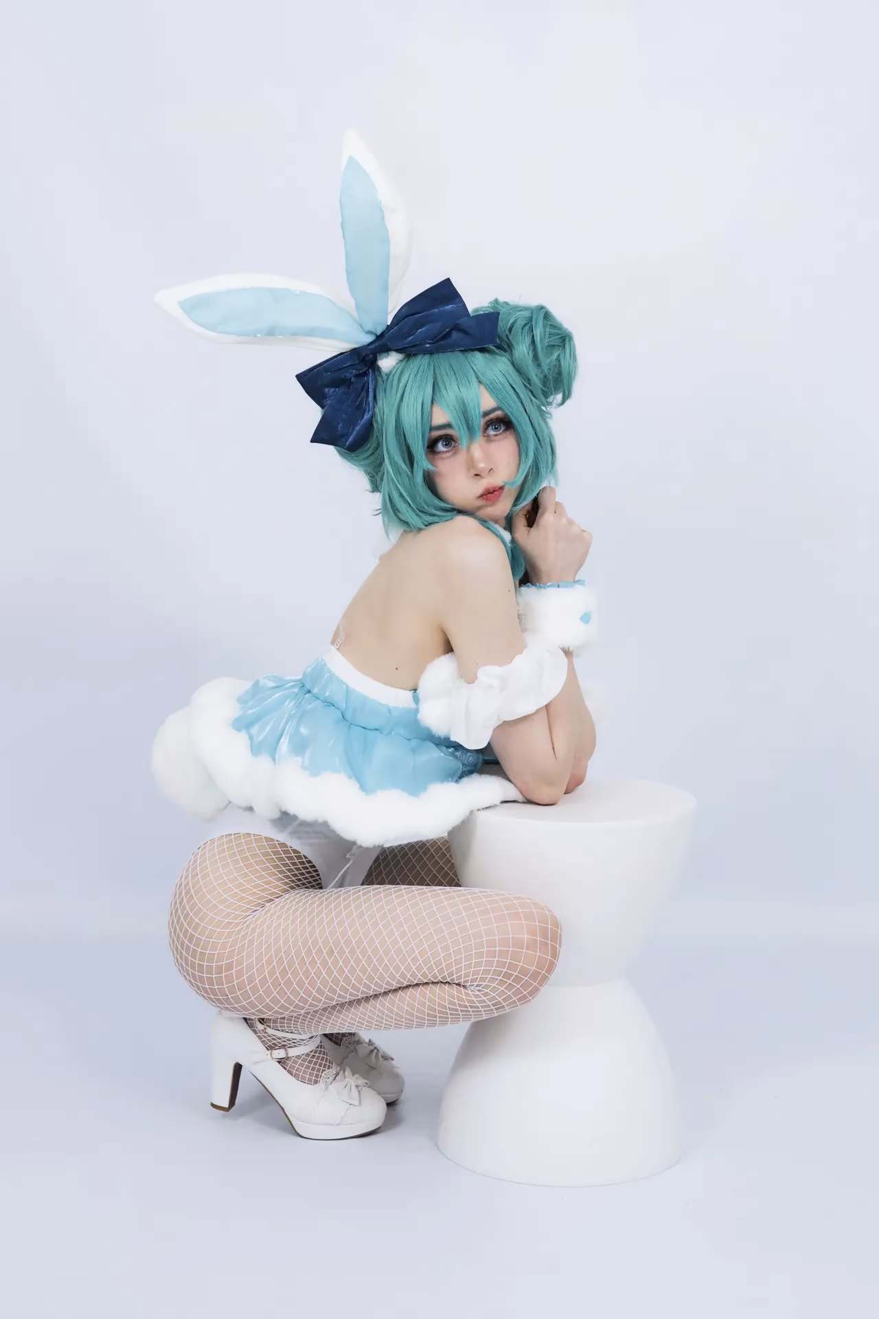 duckie.cos as Hatsune Miku — cosplay photo 26 of 40