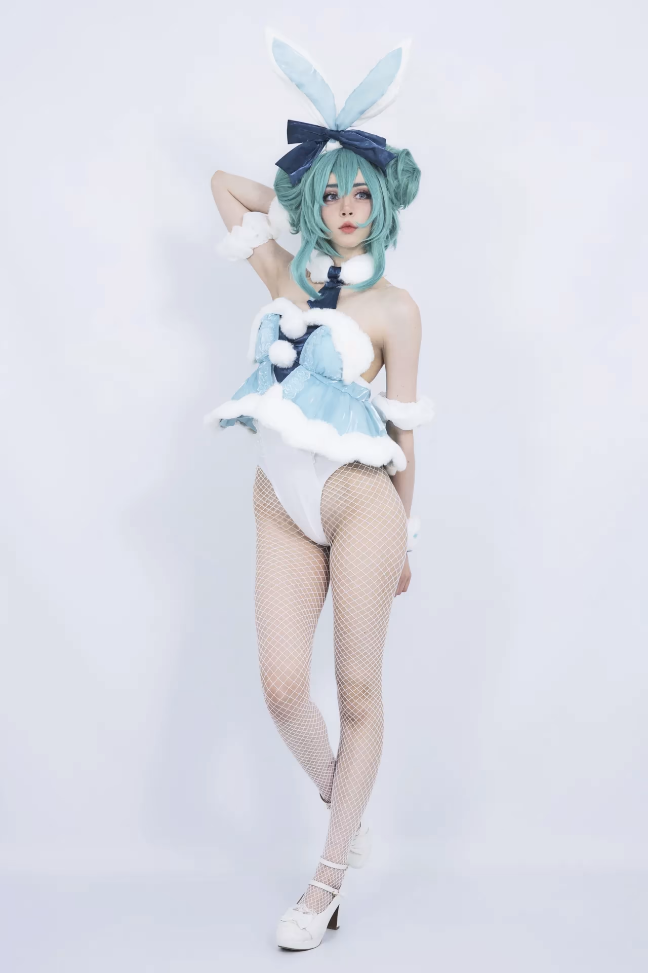 duckie.cos as Hatsune Miku — cosplay photo 3 of 40