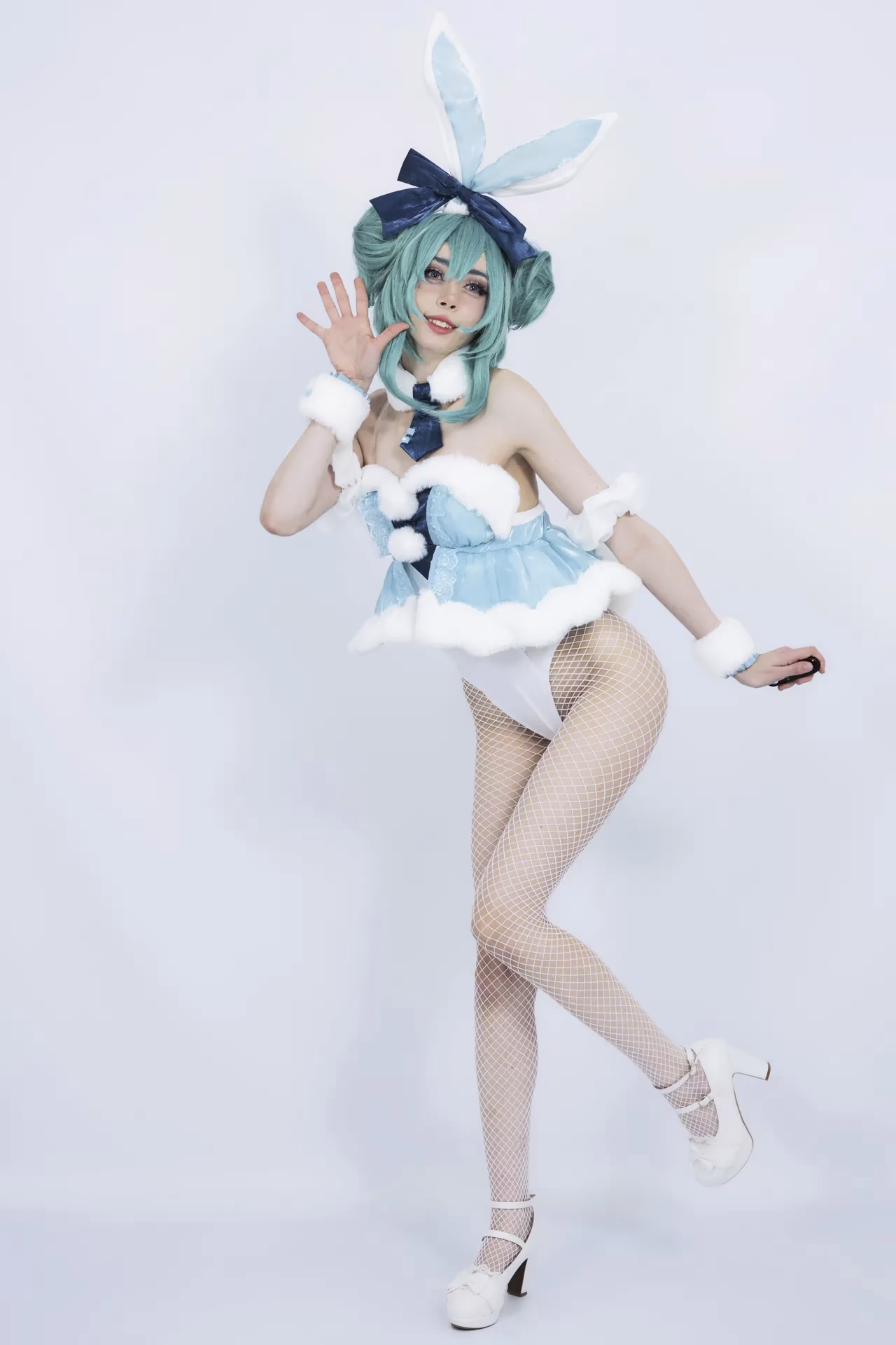 duckie.cos as Hatsune Miku — cosplay photo 4 of 40