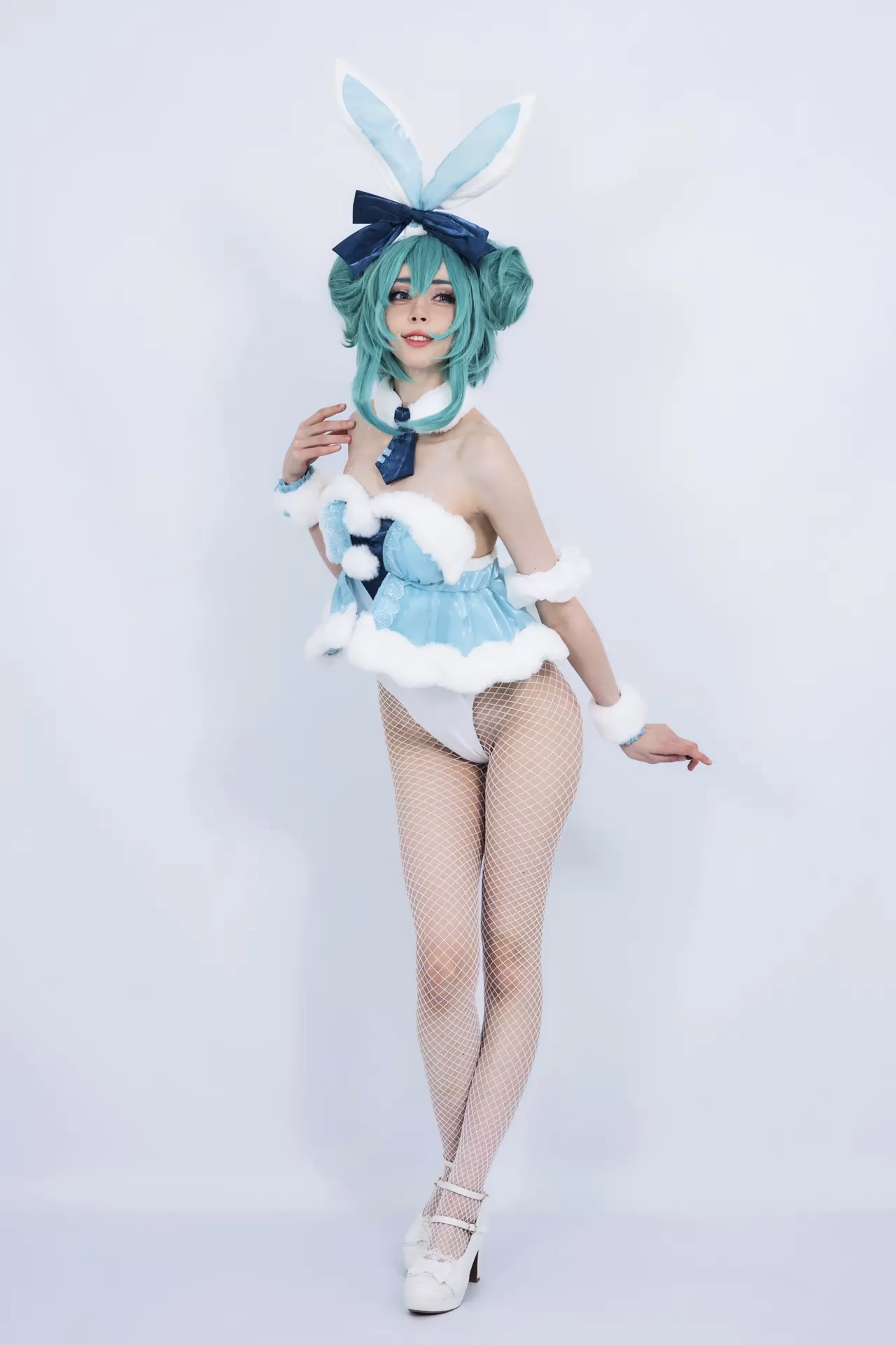 duckie.cos as Hatsune Miku — cosplay photo 6 of 40