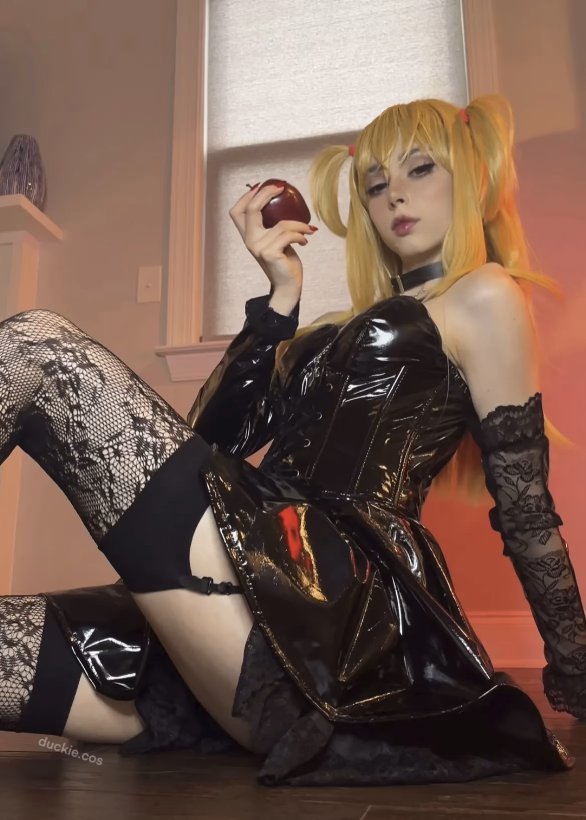 duckie.cos as Misa Amane — cosplay photo 11 of 19