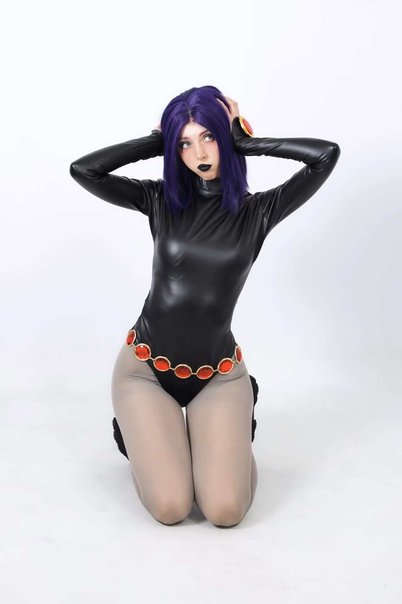 duckie.cos as Raven — cosplay photo 16 of 29