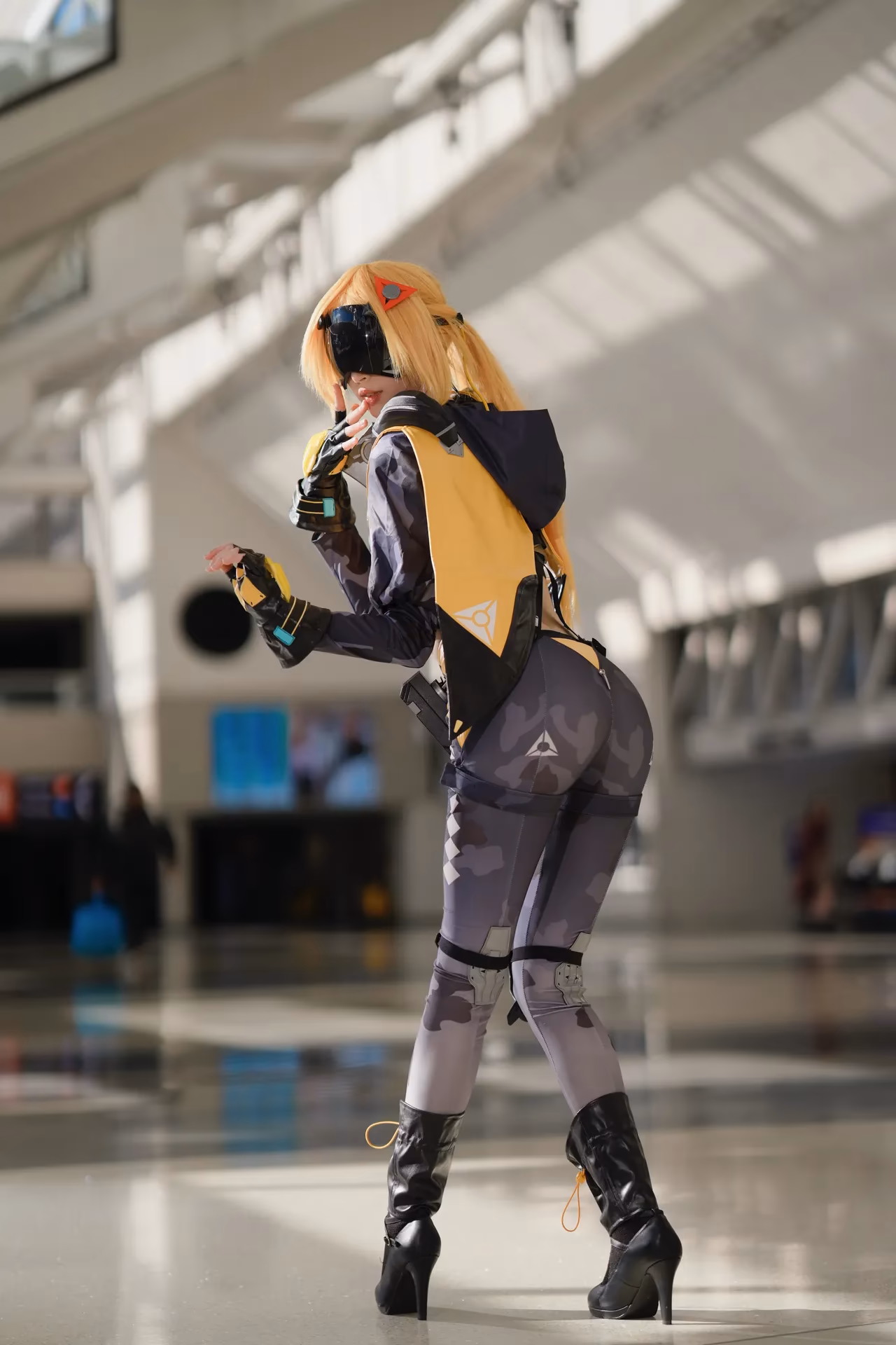 duckie.cos as Trigger — cosplay photo 5 of 17