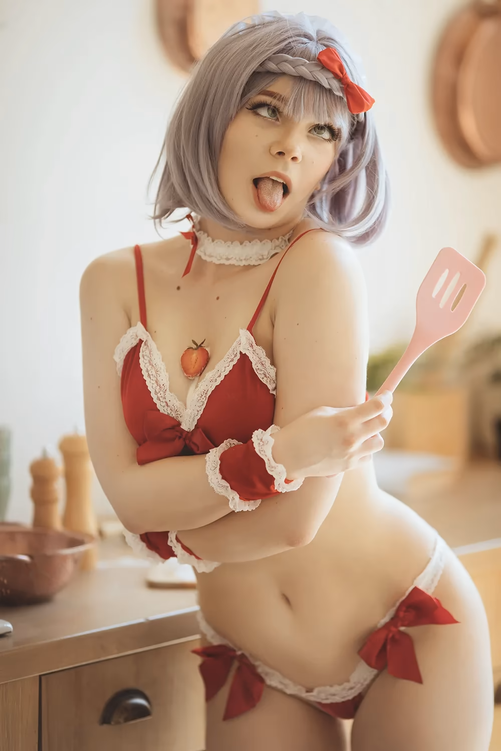 Echi Tornado as Noelle — cosplay photo 18 of 26