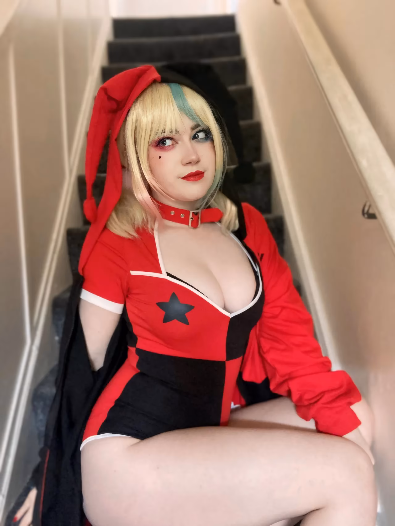 Eevee Cosplays as Harley Quinn — cosplay photo 6 of 8