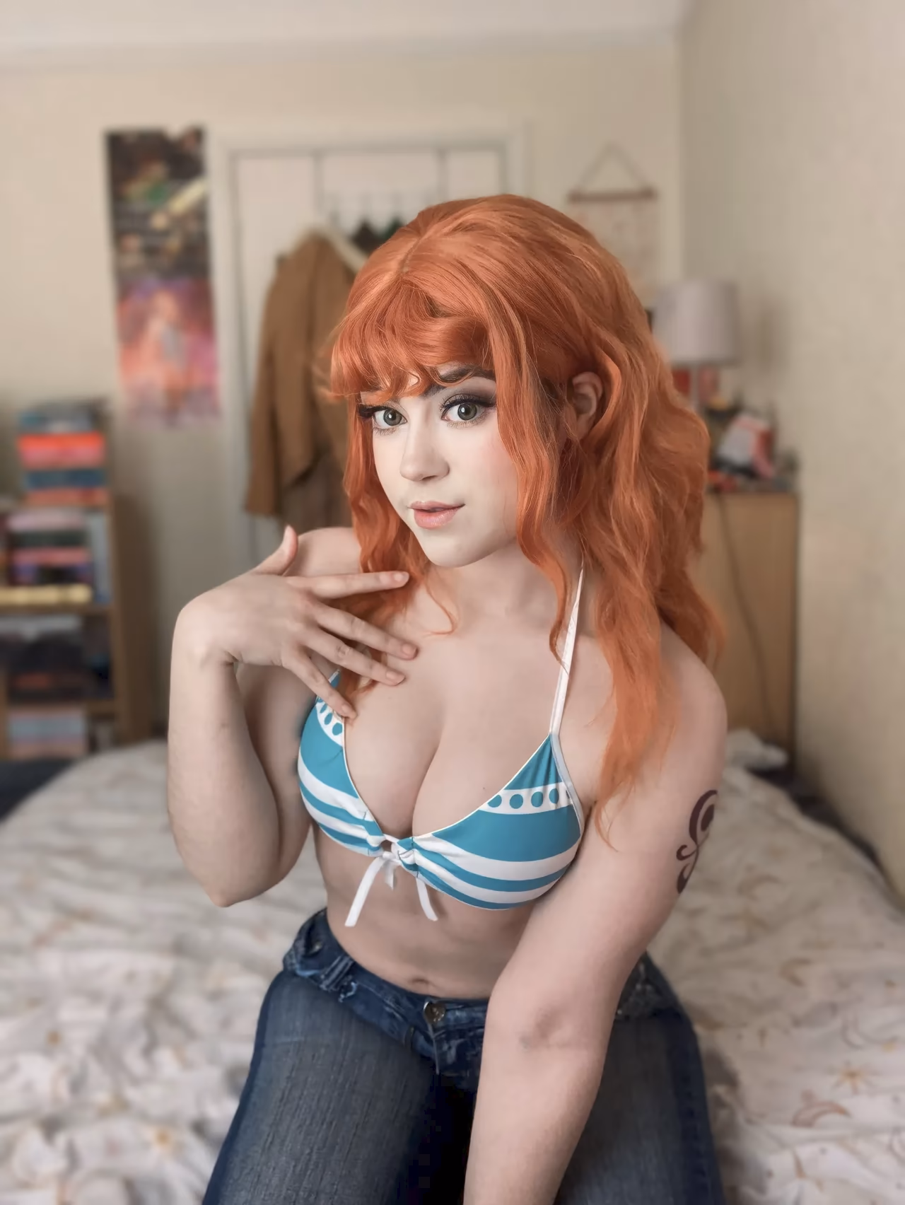 Eevee Cosplays as Nami — cosplay photo 2 of 7