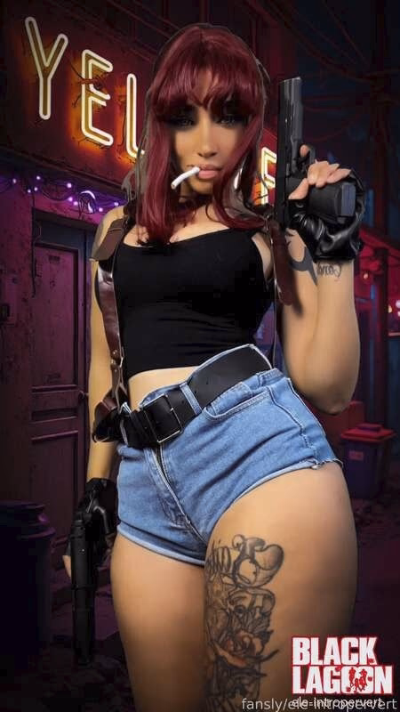 Ele-Intropervert as Revy — cosplay photo 2 of 10