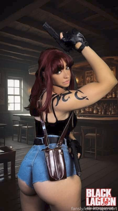 Ele-Intropervert as Revy — cosplay photo 8 of 10
