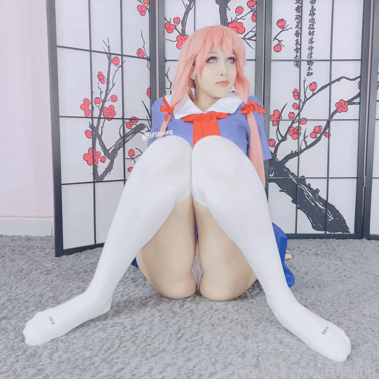 Eli Fshining as Yuno Gasai — cosplay photo 1 of 8