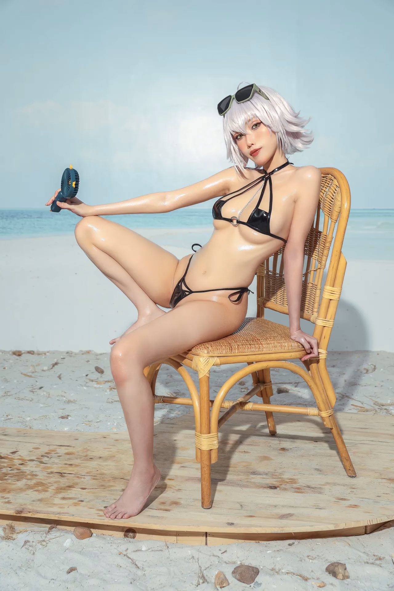 Elizamiaomiao as Jeanne d'Arc (Alter) — cosplay photo 4 of 48